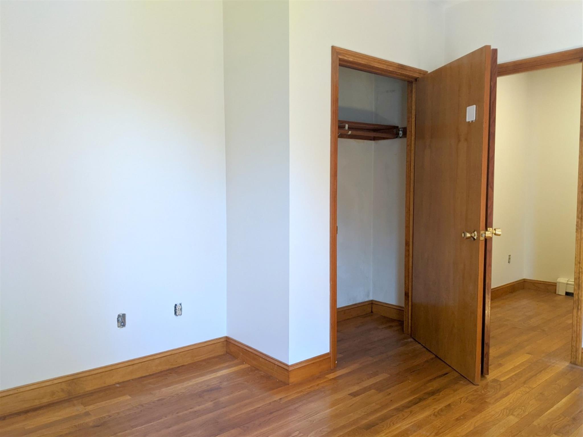 12 Fenwick St, Magoun Square