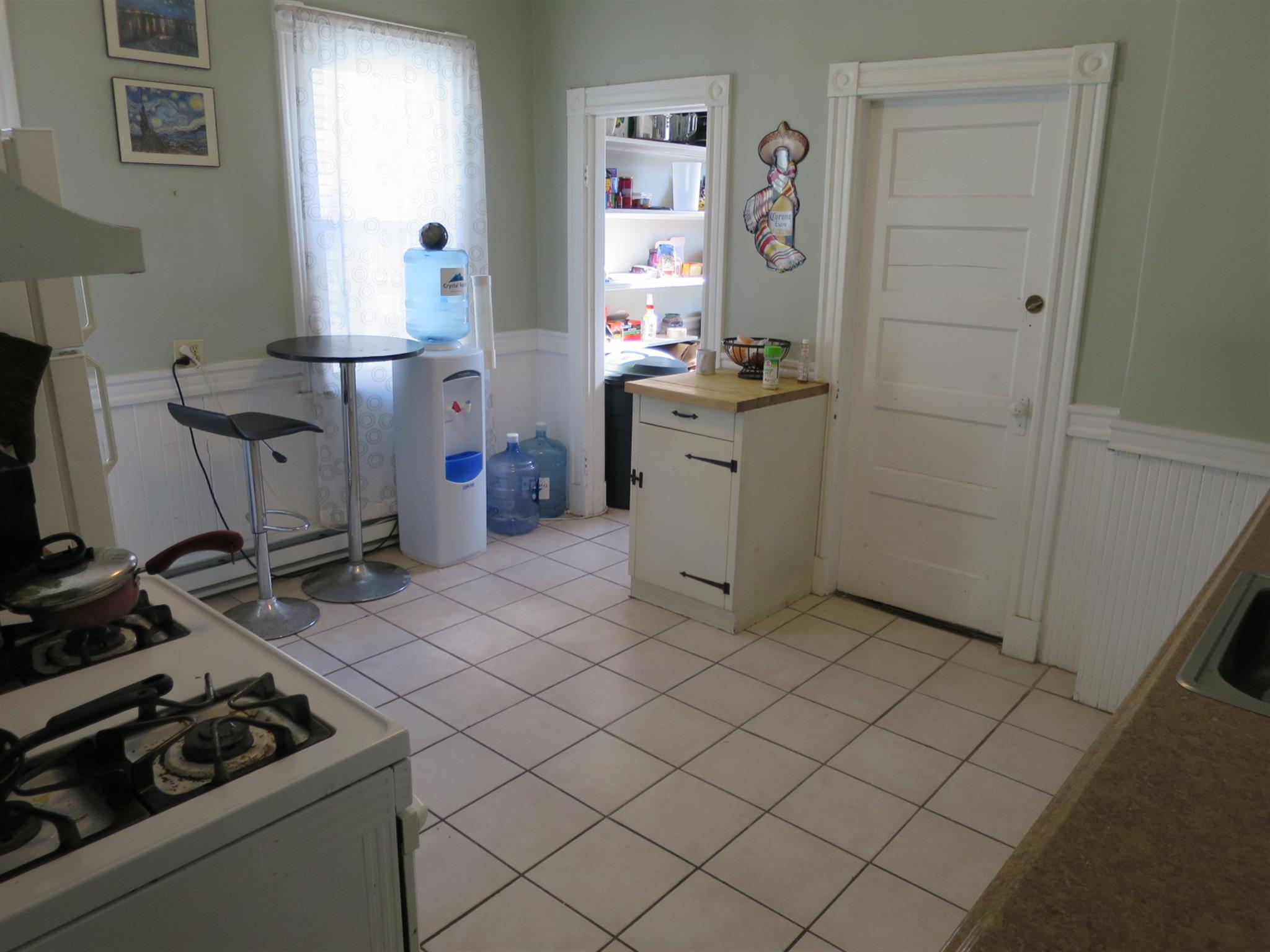 22 Spencer Ave, Davis Square