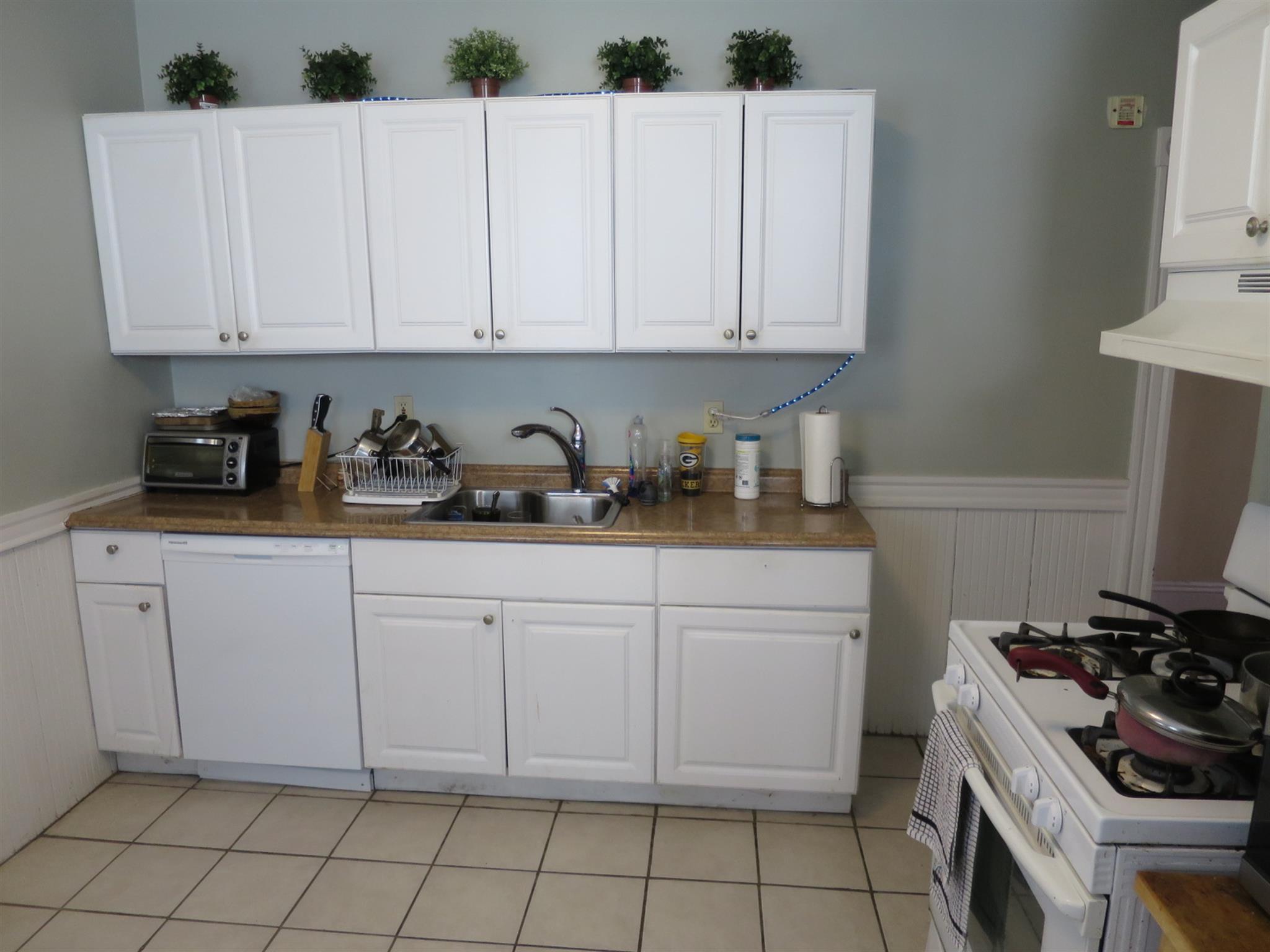 22 Spencer Ave, Davis Square