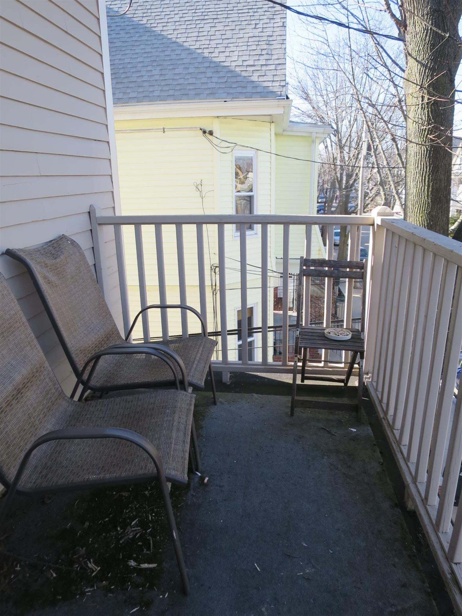 22 Spencer Ave, Davis Square