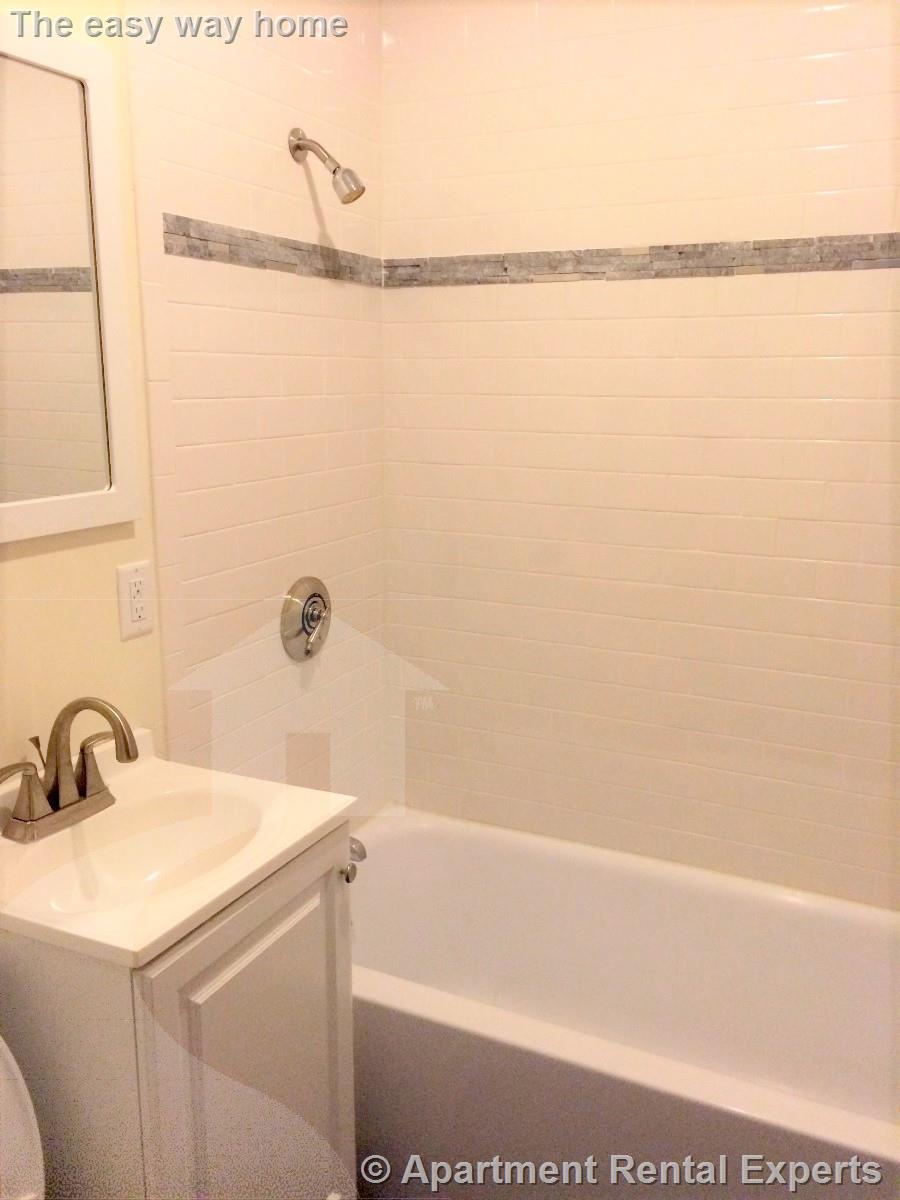 15 Taylor St, Medford