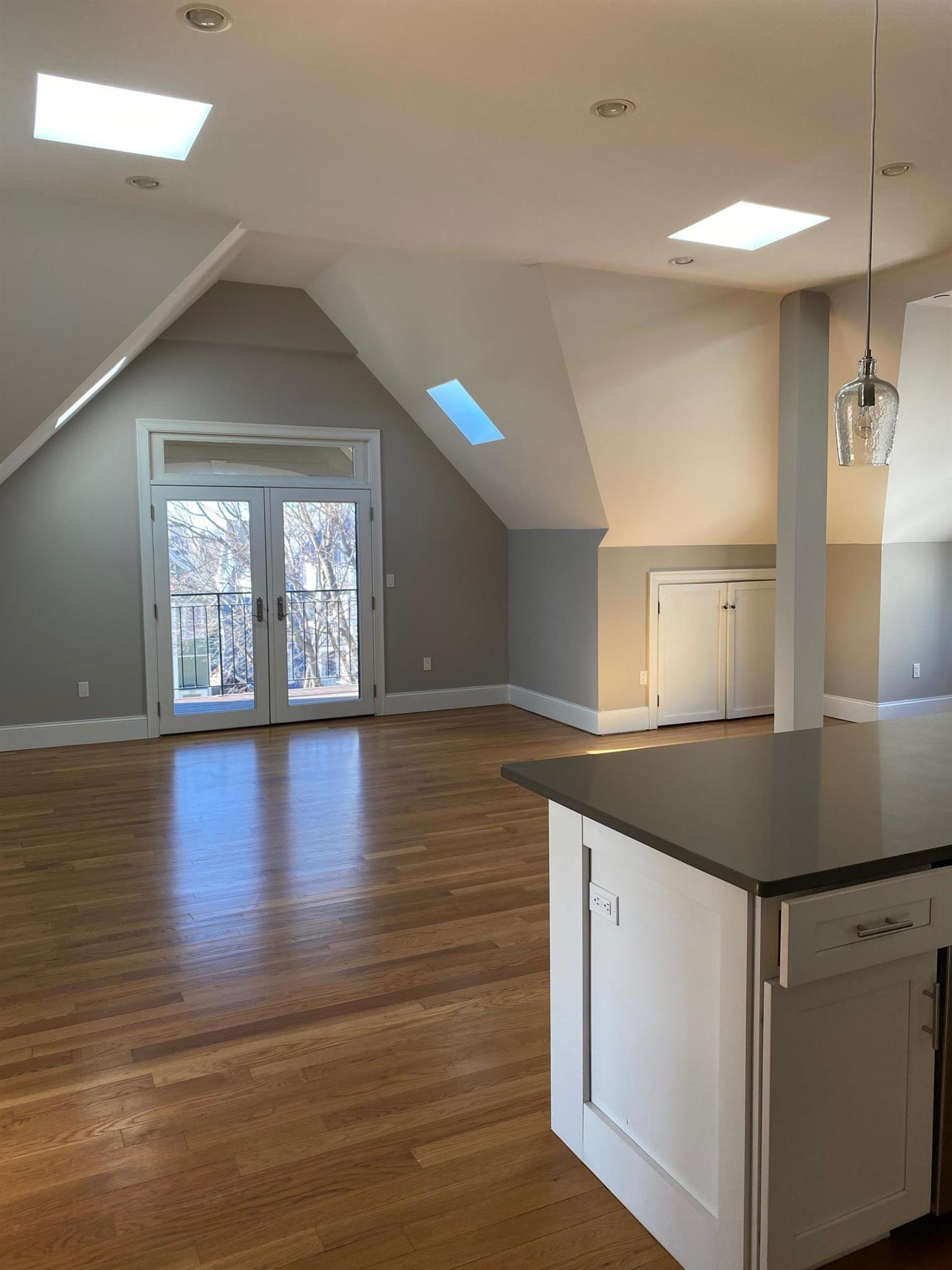 16 Linden Ave, Porter Square