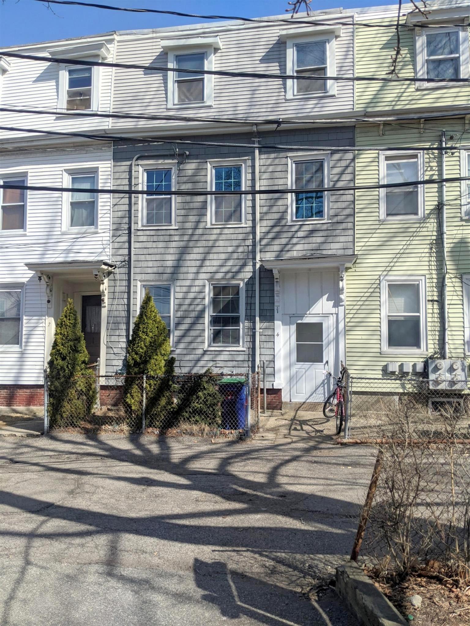 4 Evergreen Sq, Porter Square