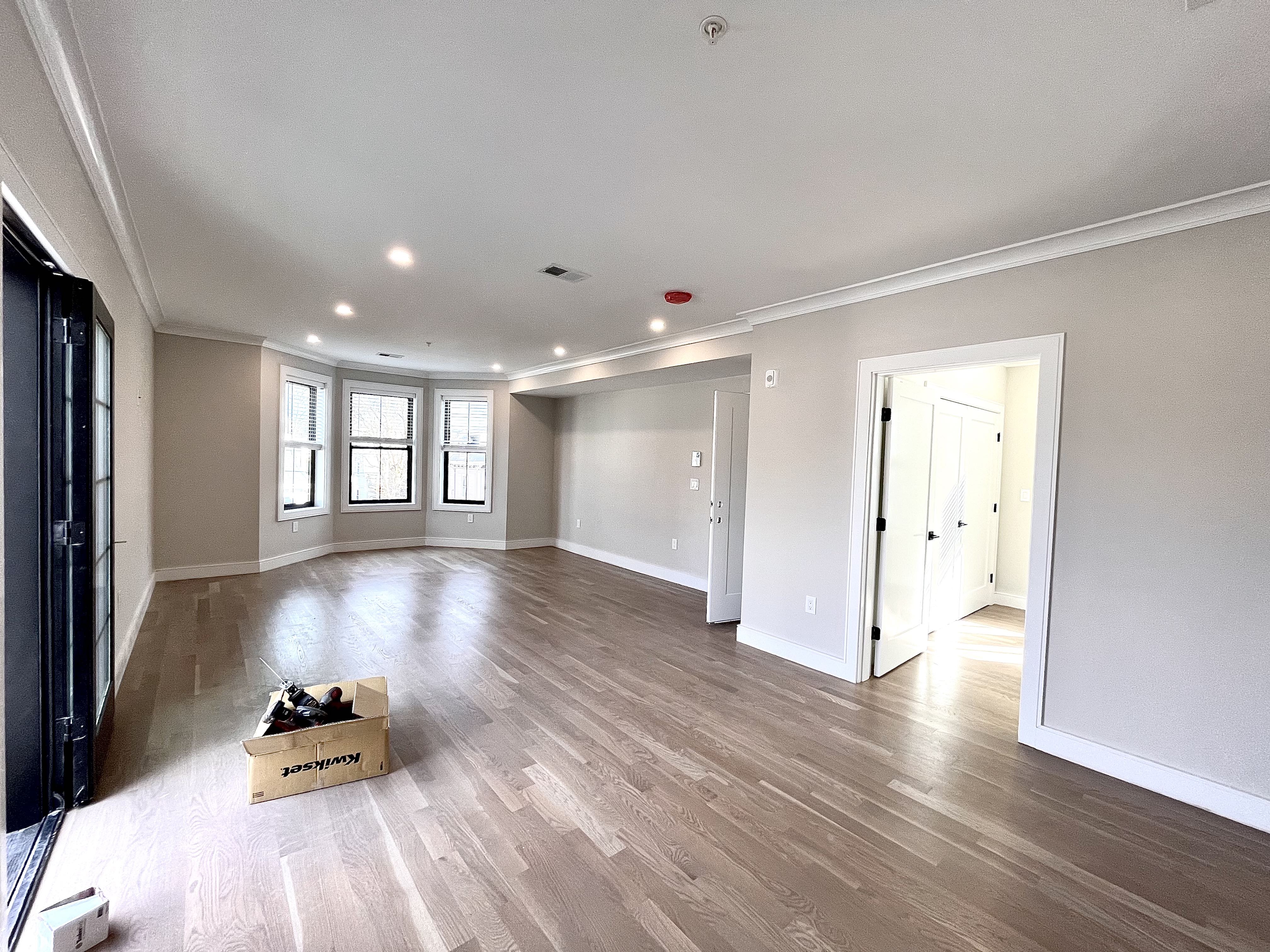 279 Lamartine St, Jamaica Plain