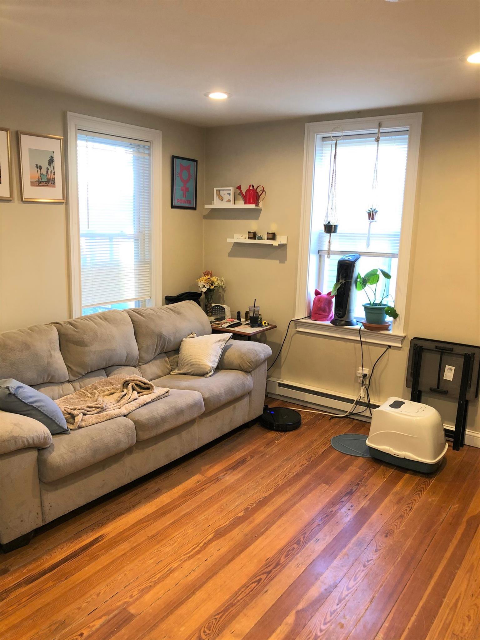 1139 Broadway, Teele Square