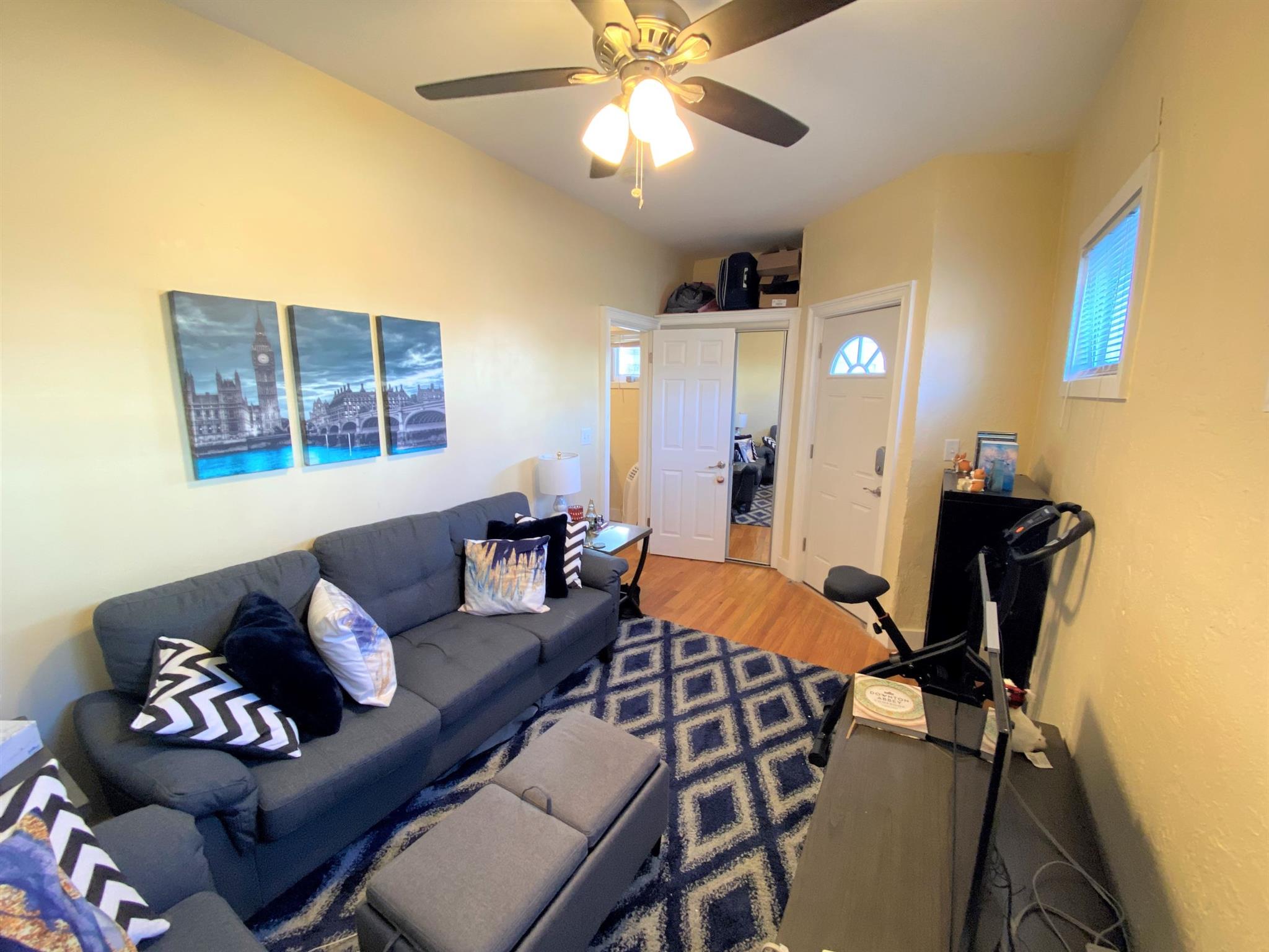 39 Cross St, East Somerville