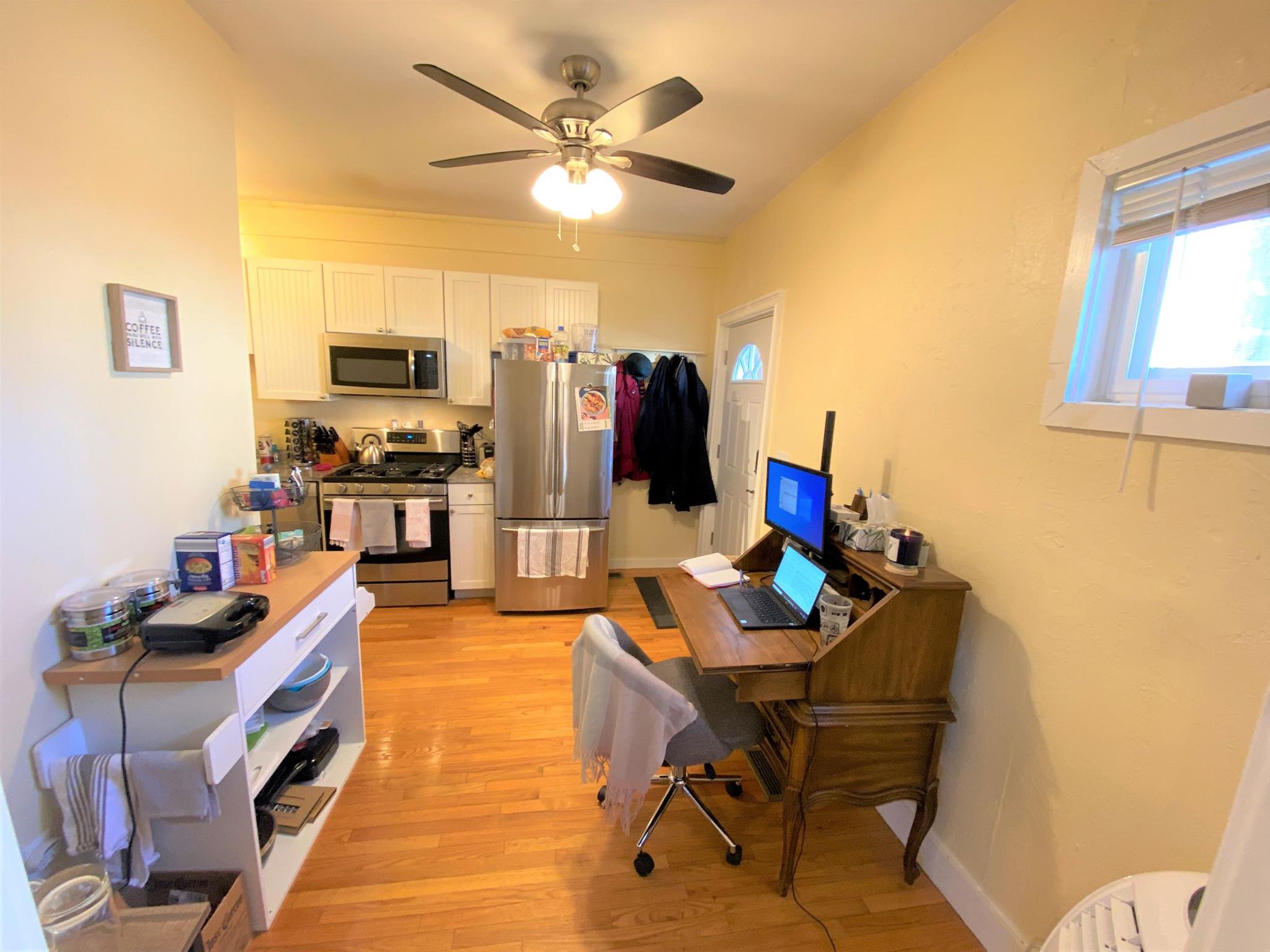 39 Cross St, East Somerville