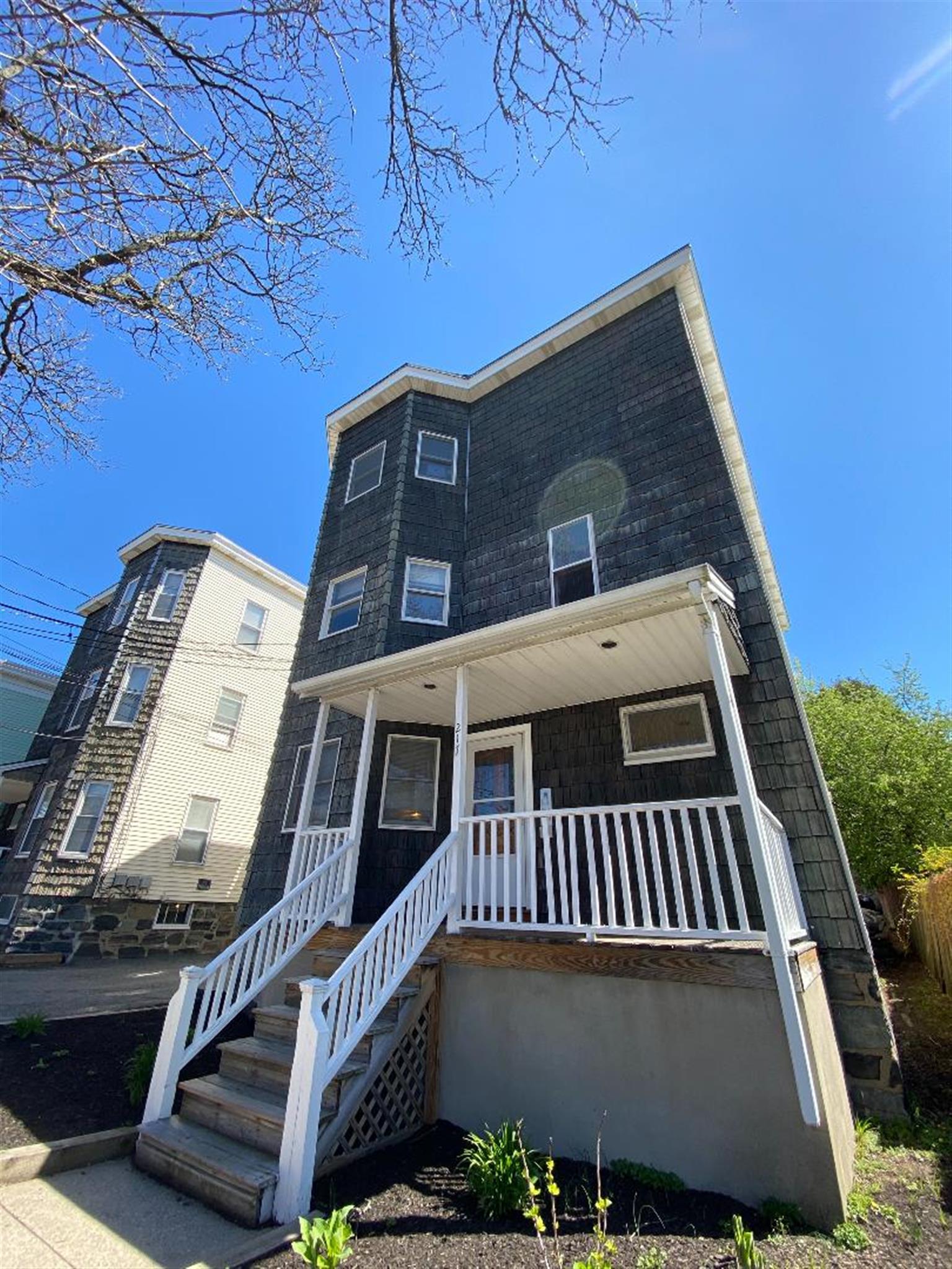 217 Holland St, Davis Square