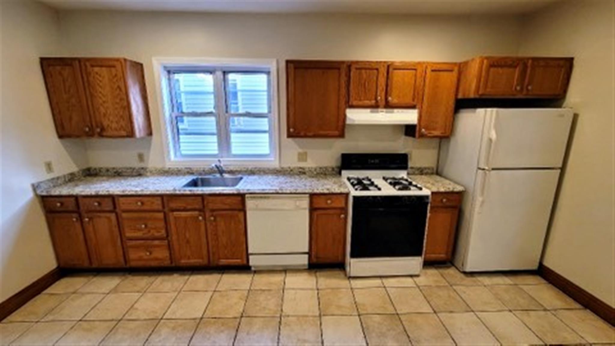 12 Fenwick St, Magoun Square