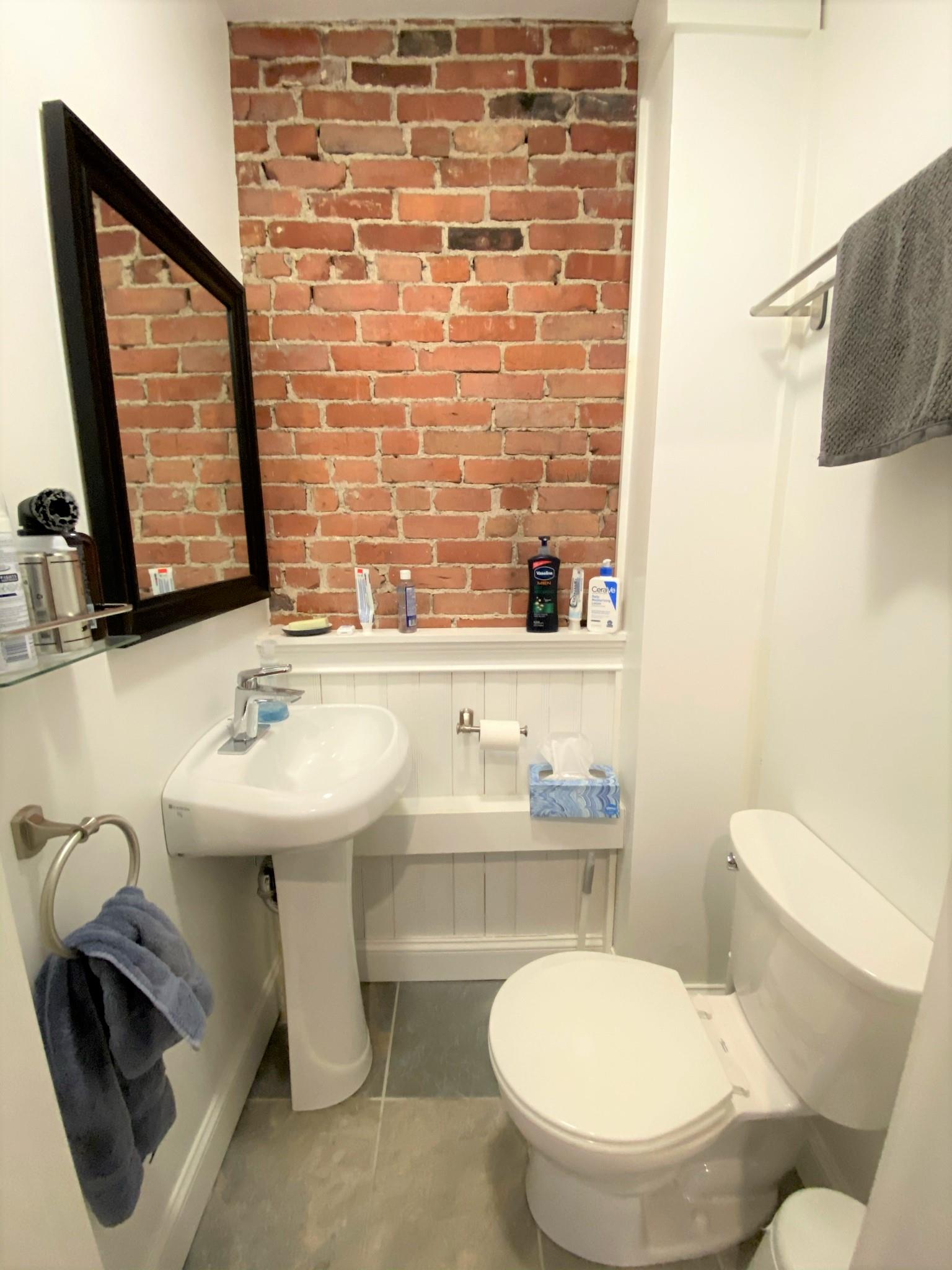 322.5 Western Ave, Cambridgeport