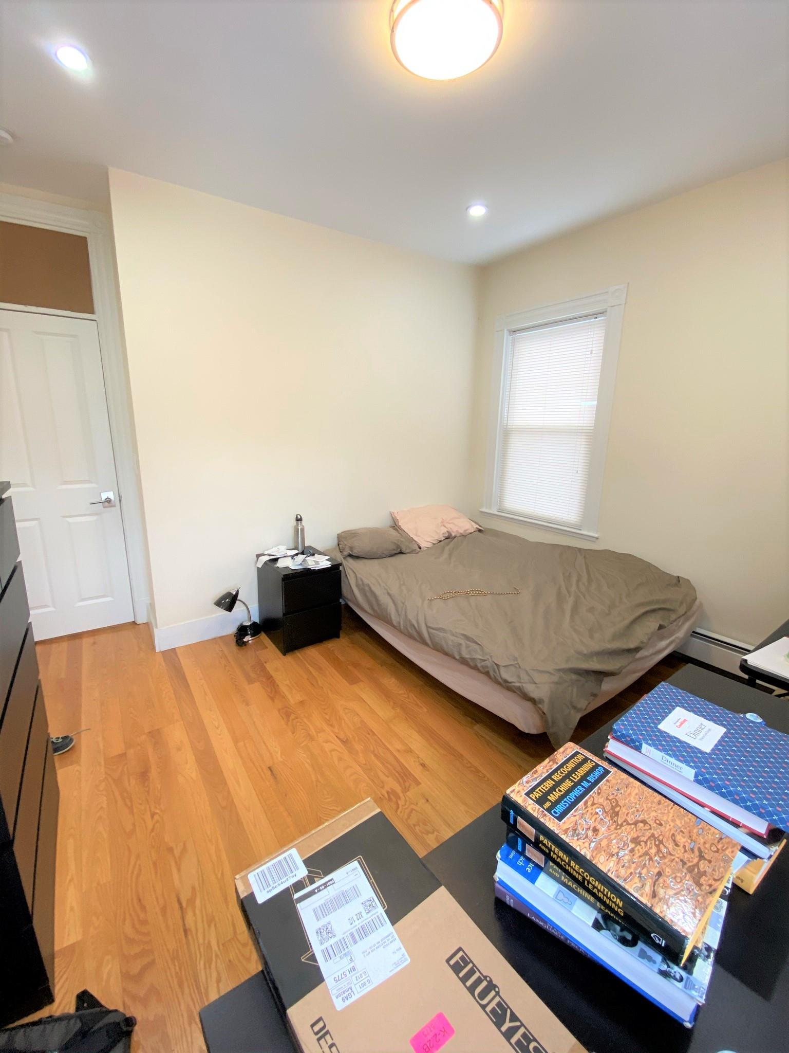 322.5 Western Ave, Cambridgeport