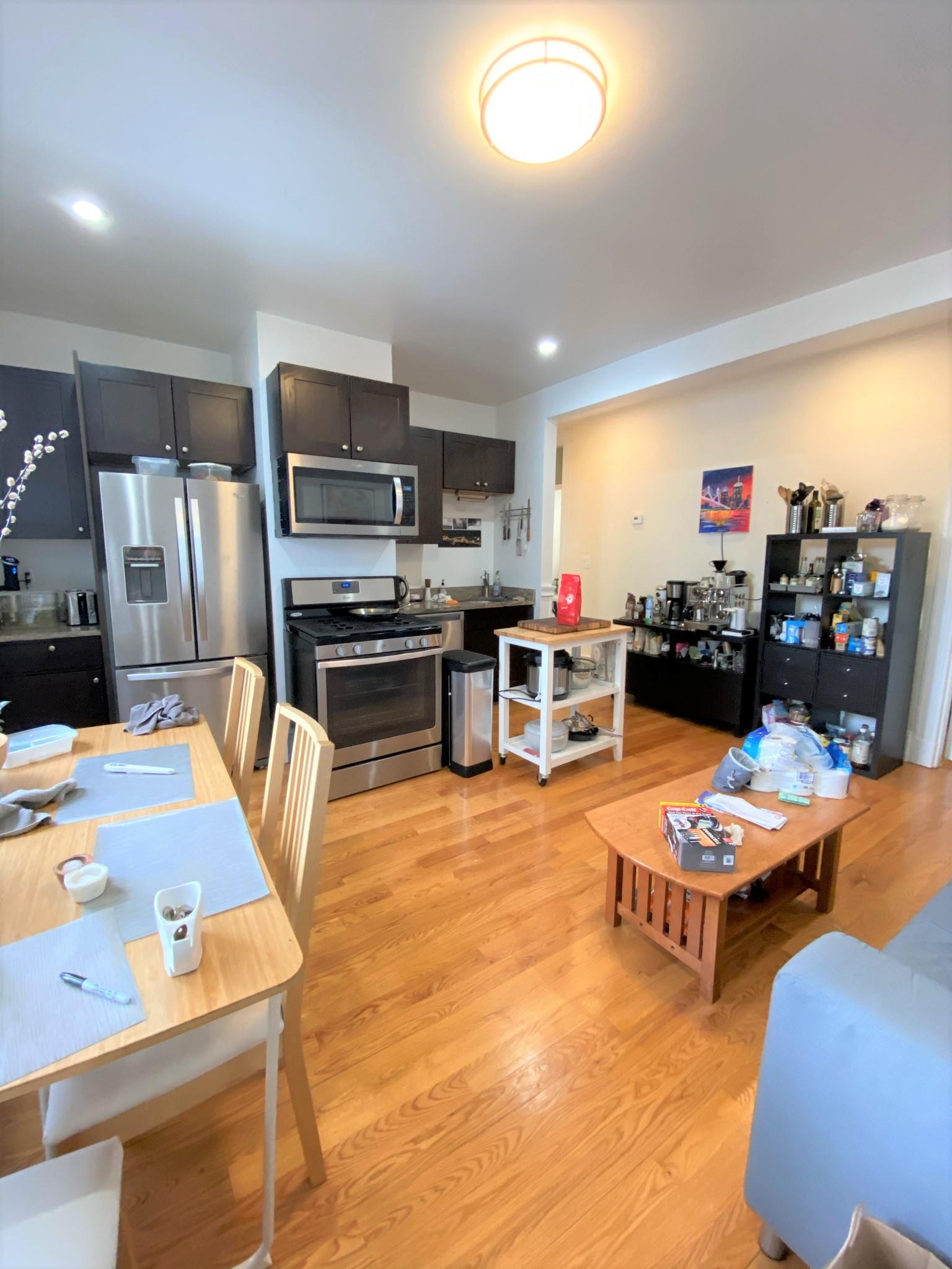 322.5 Western Ave, Cambridgeport