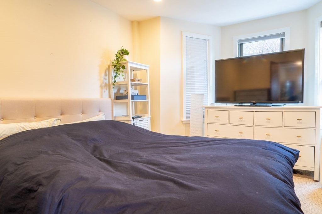 62 Hurley St, East Cambridge