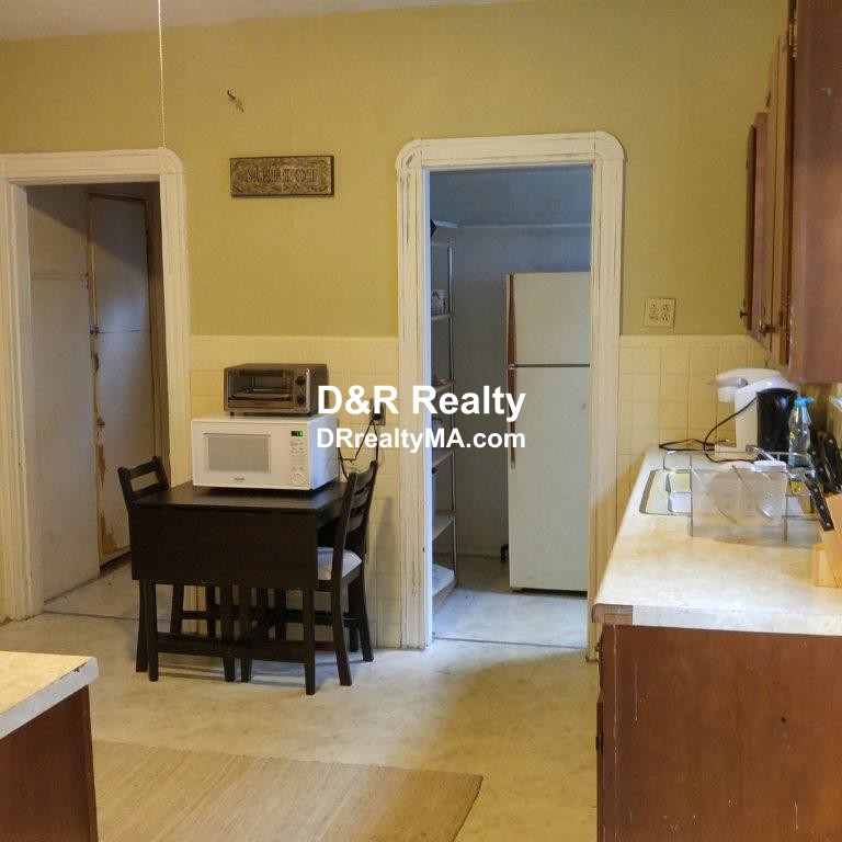 28 Aberdeen, Porter Square