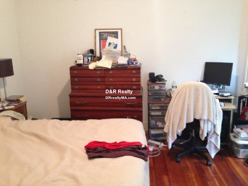 28 Aberdeen, Porter Square