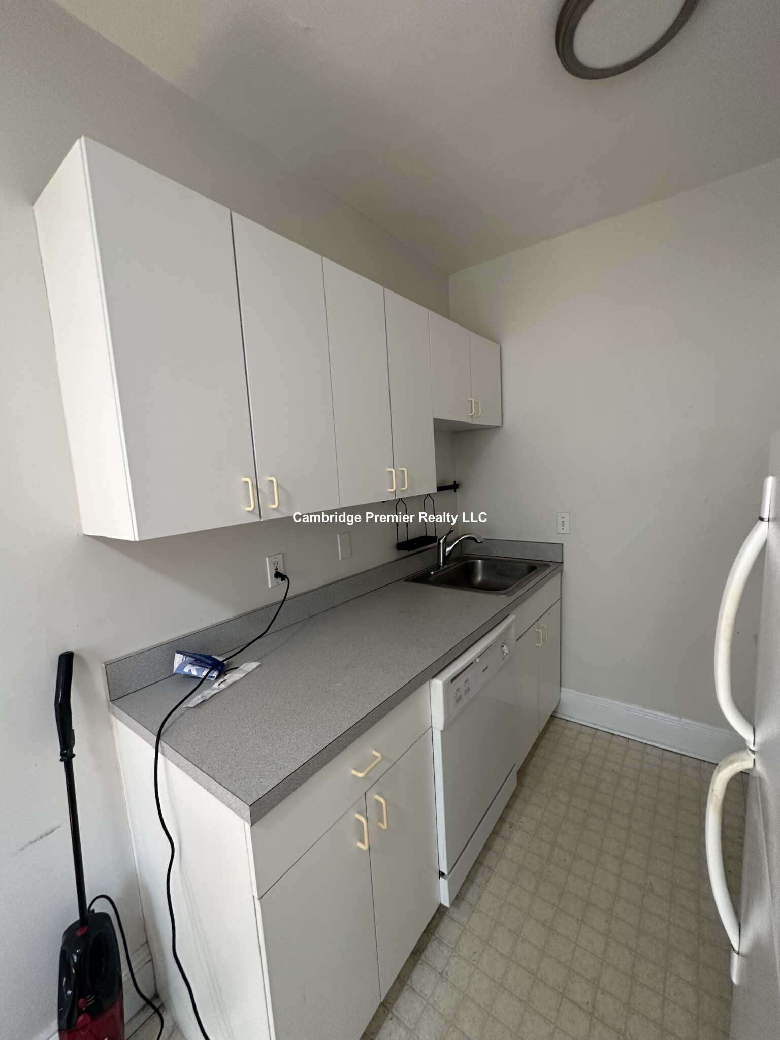 28 Langdon St, Neighborhood Nine