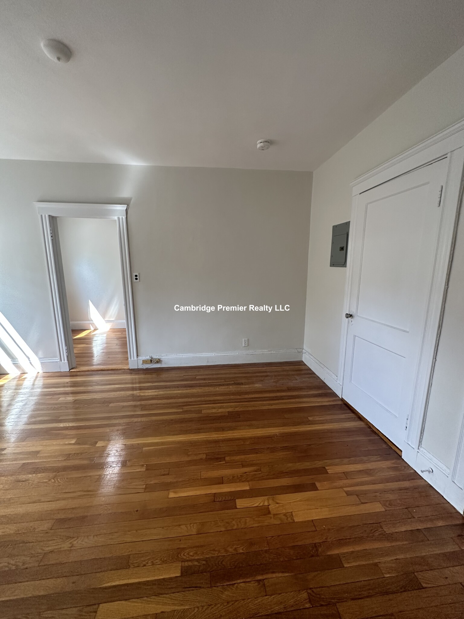 28 Langdon St, Neighborhood Nine