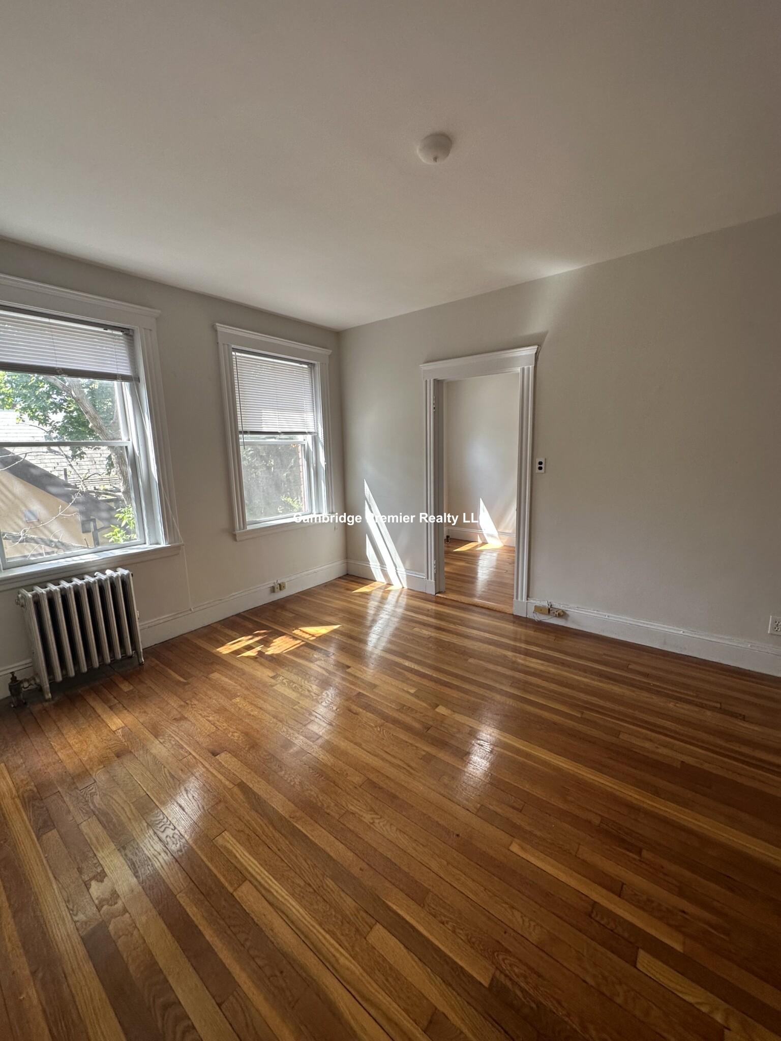 28 Langdon St, Neighborhood Nine