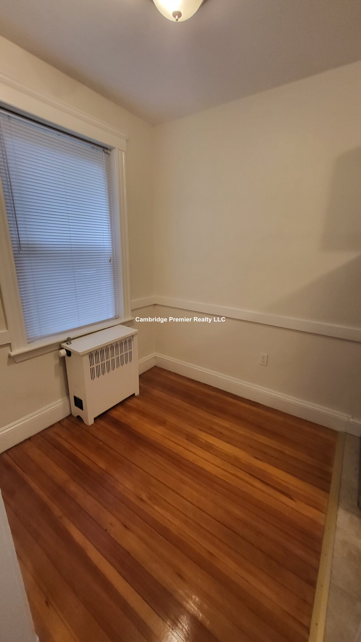 28 Langdon St, Neighborhood Nine