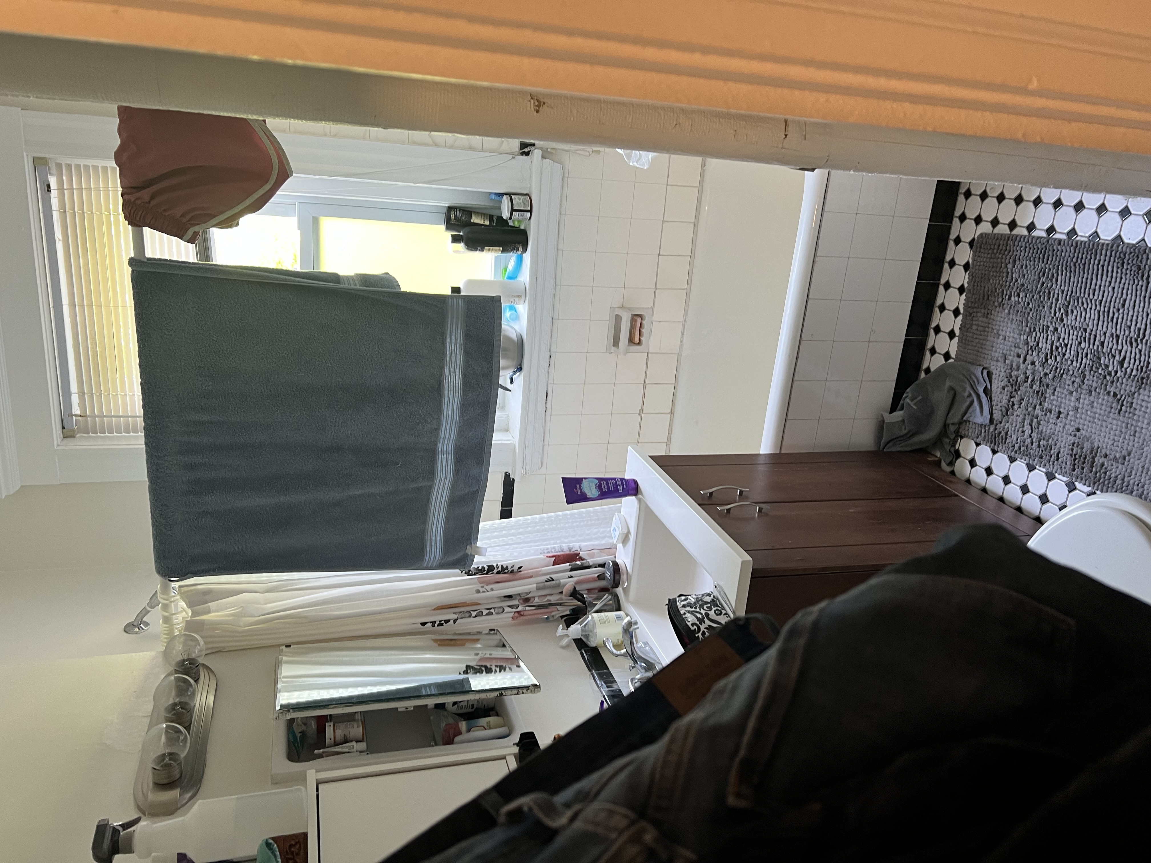 28 Langdon St, Neighborhood Nine