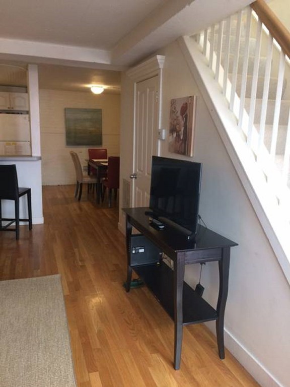 28 Piedmont St, Back Bay