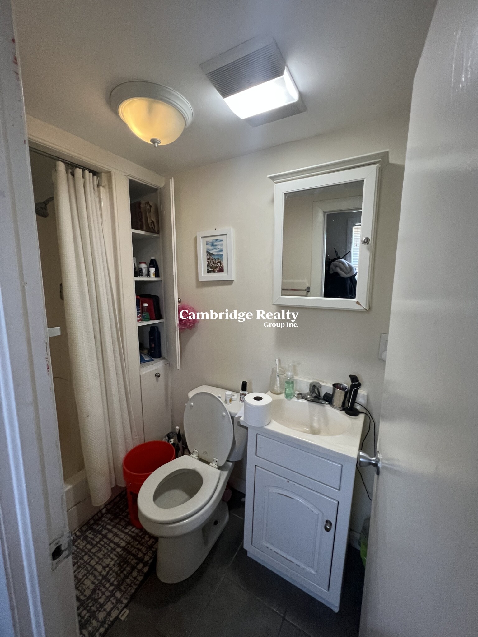 9 Medford St, South Medford