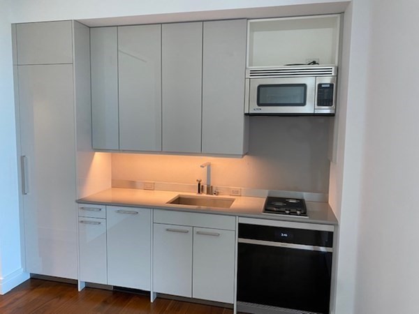 1 Dalton St, Back Bay