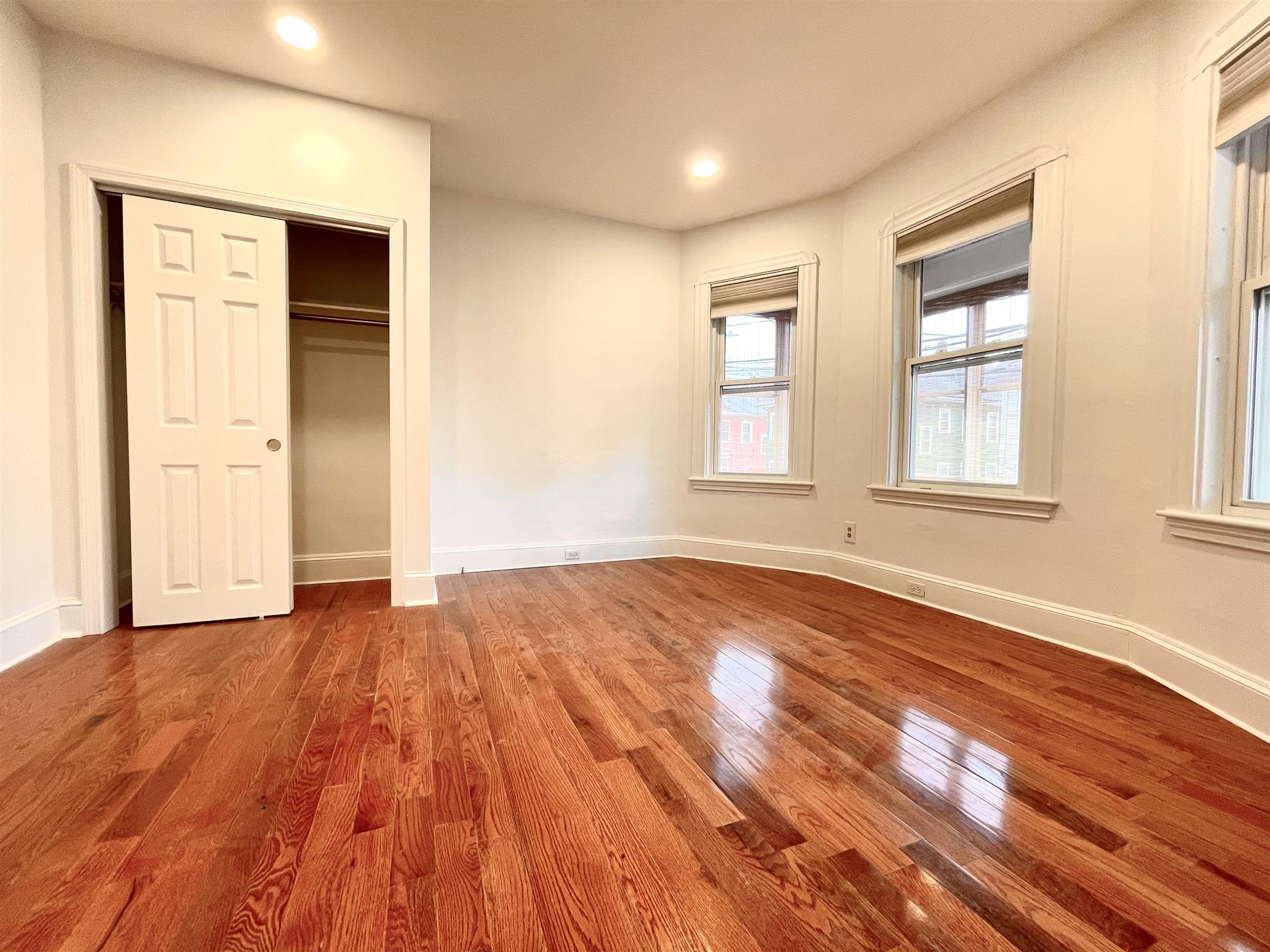 17 Malvern Ave, Davis Square