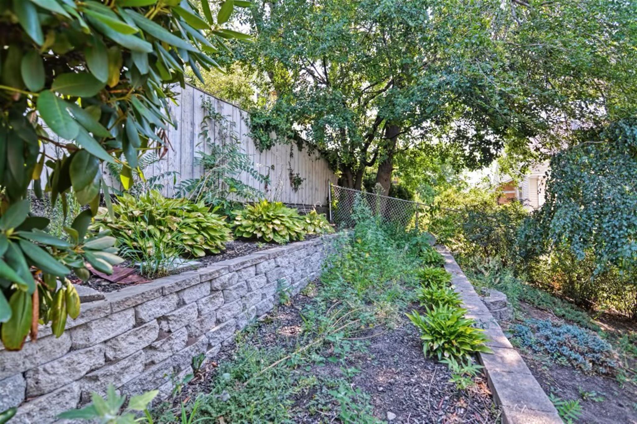 17 Malvern Ave, Davis Square