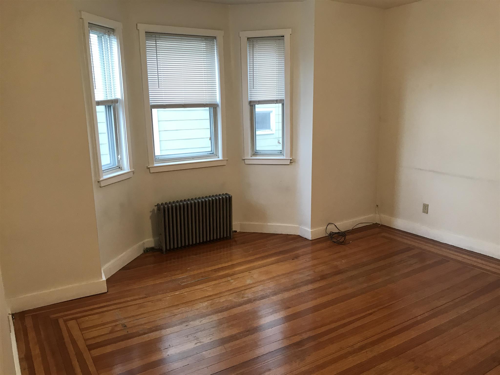 61 Clarendon Ave, Davis Square