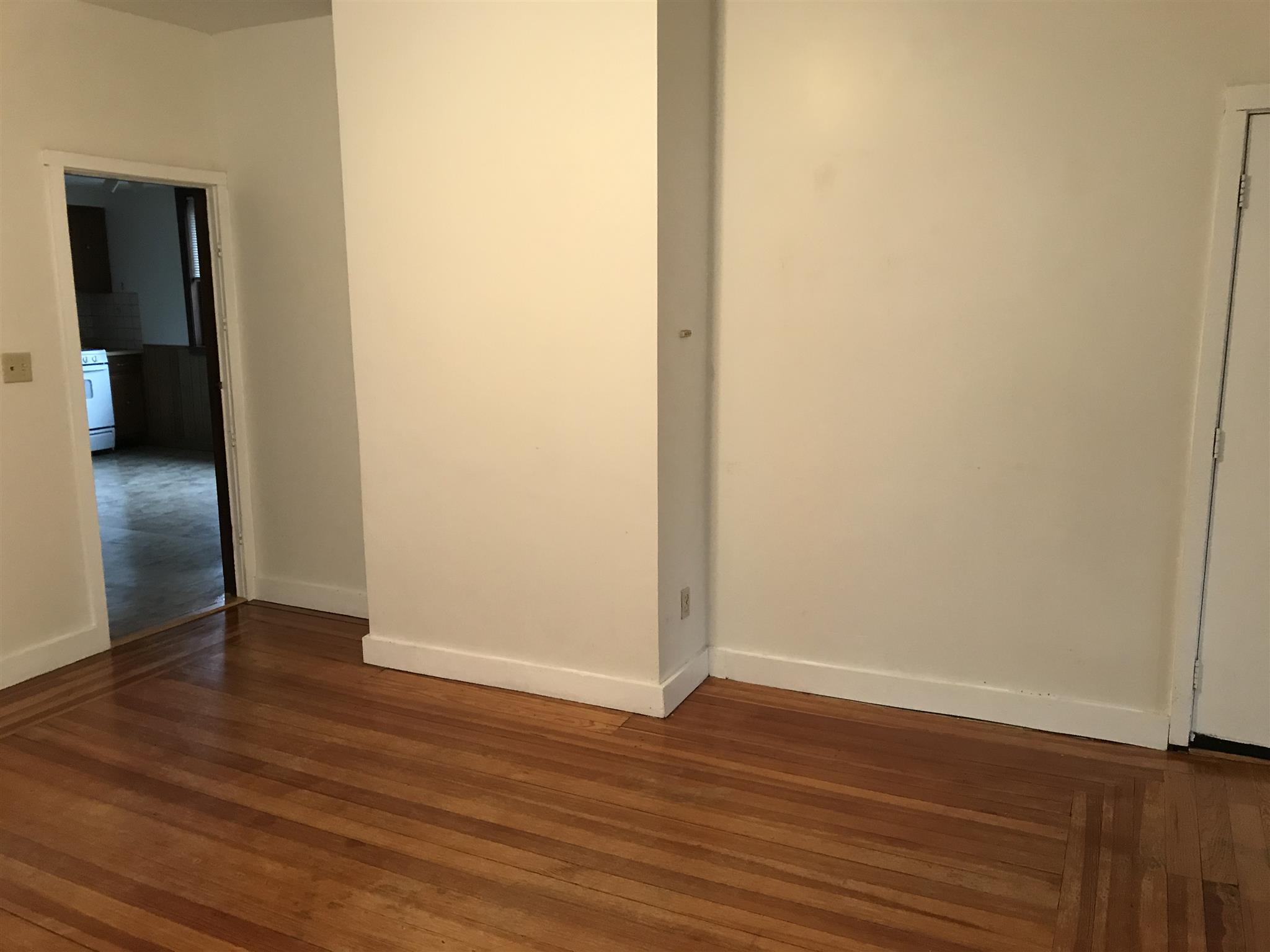 61 Clarendon Ave, Davis Square