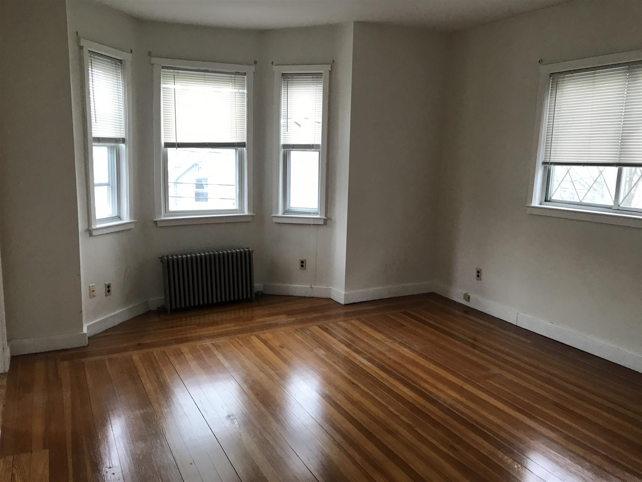 61 Clarendon Ave, Davis Square