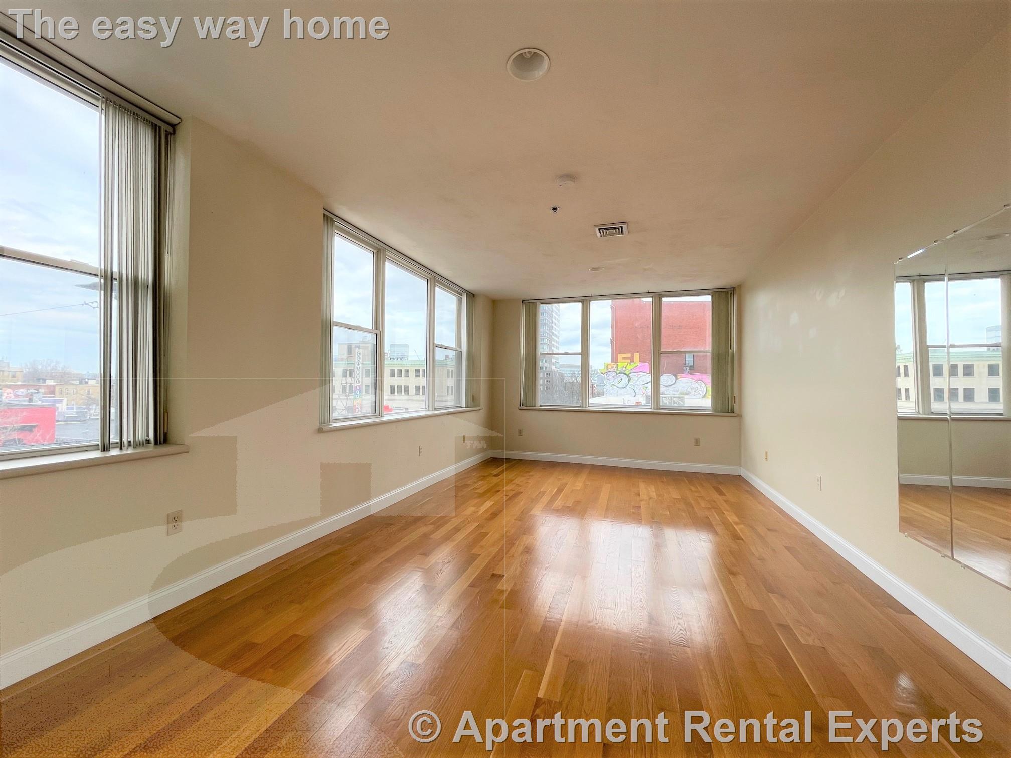 15 Pearl, Central Square