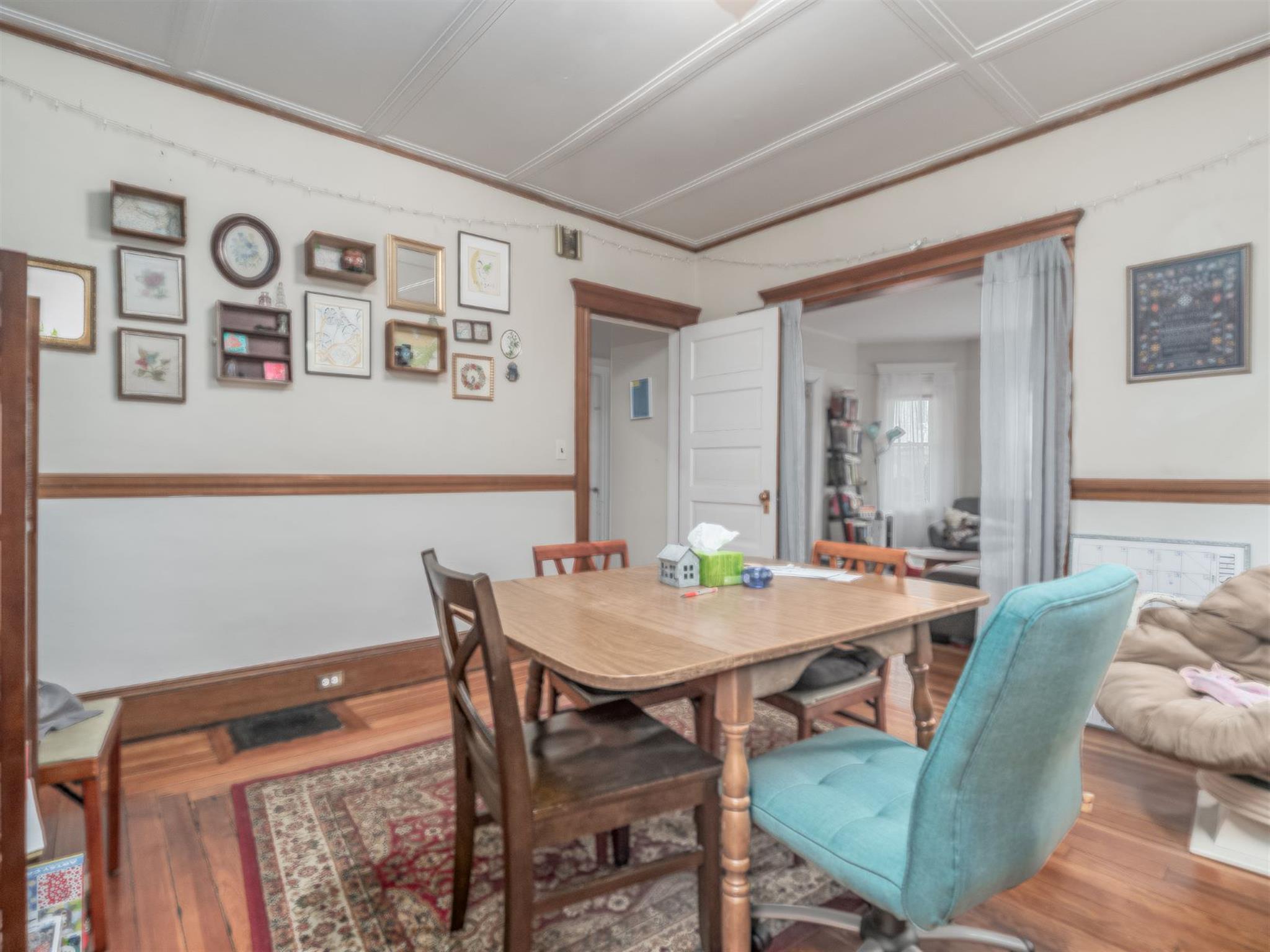 81 Bristol Rd, Medford