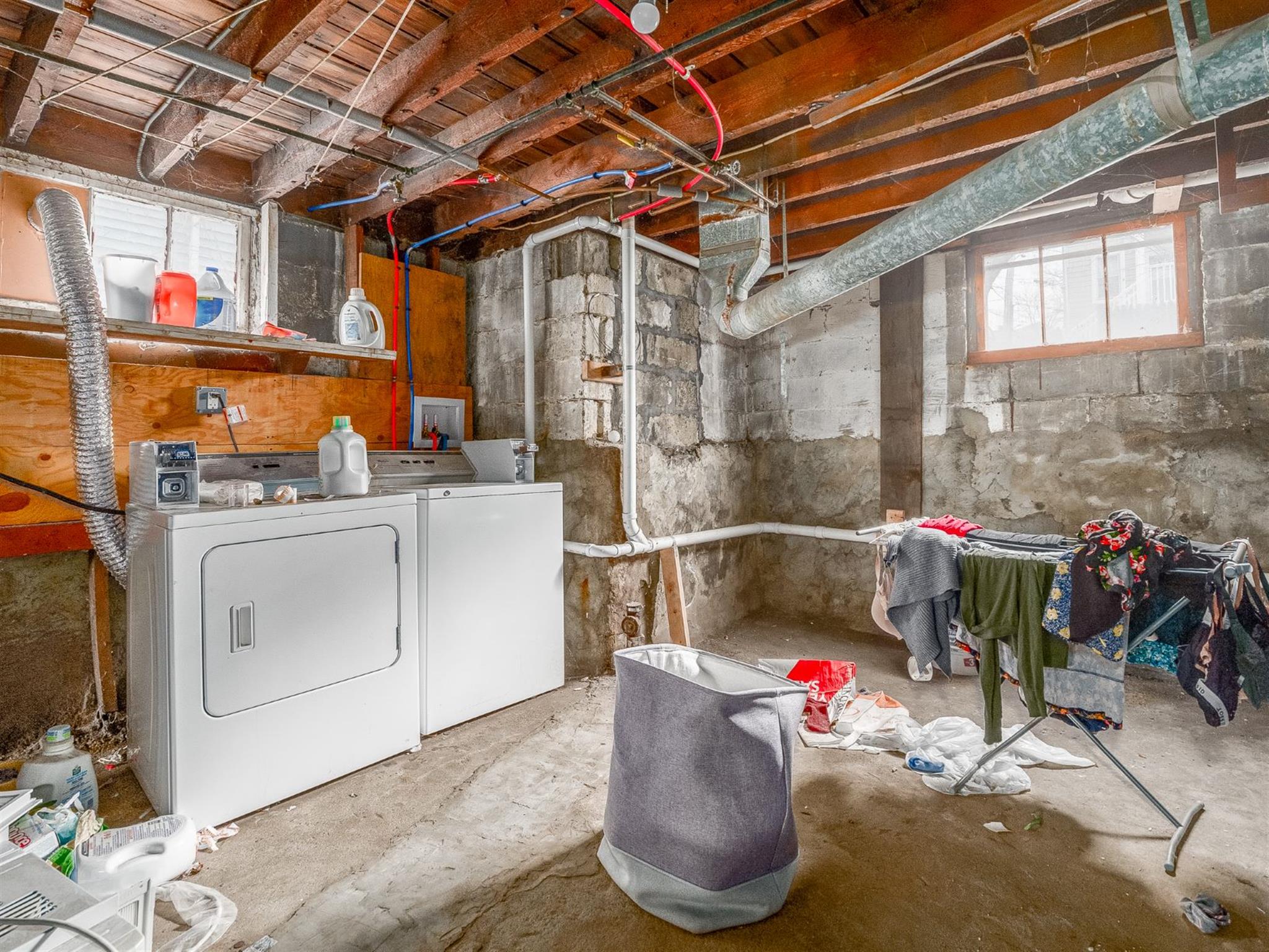 81 Bristol Rd, Medford