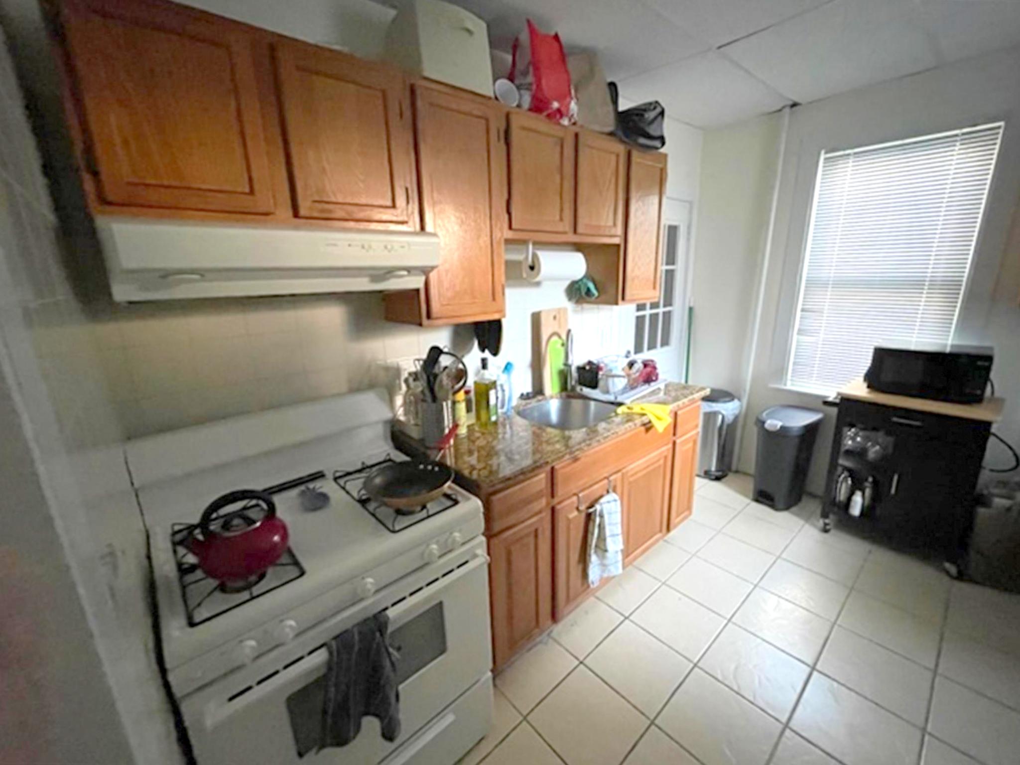 18 Grand View Ave, Union Square