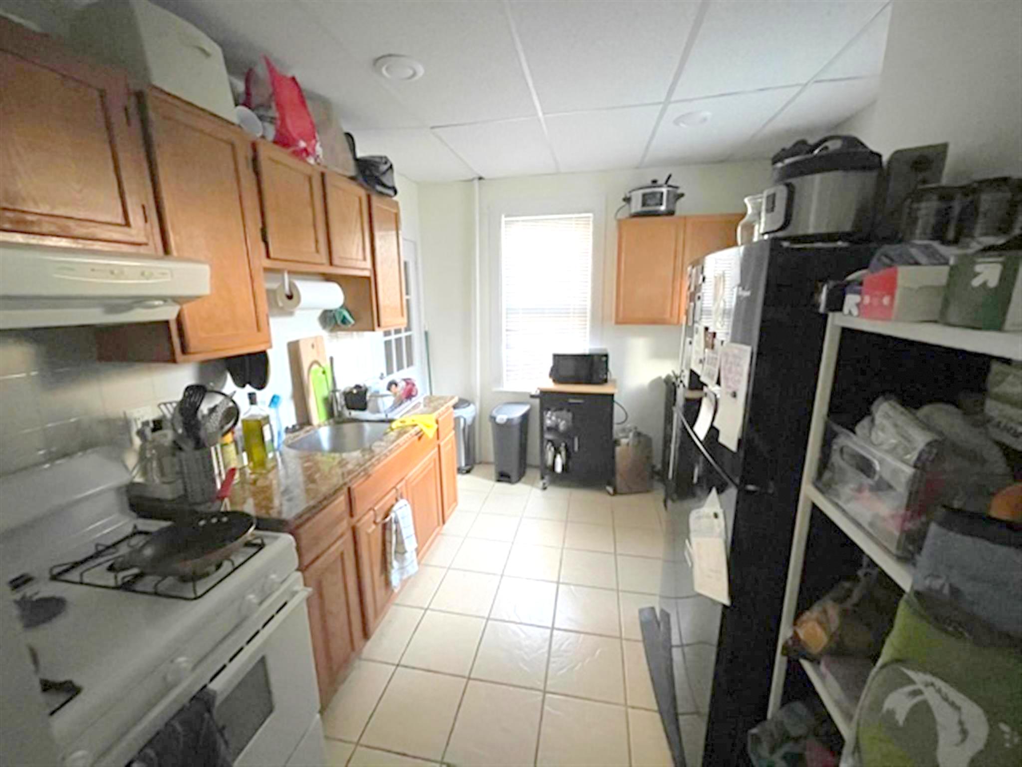 18 Grand View Ave, Union Square