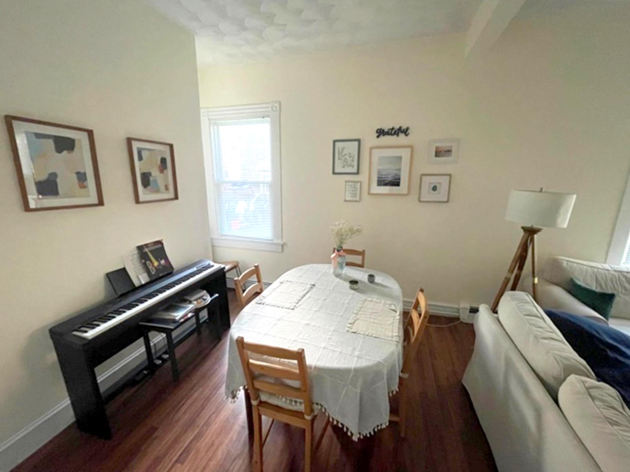 18 Grand View Ave, Union Square