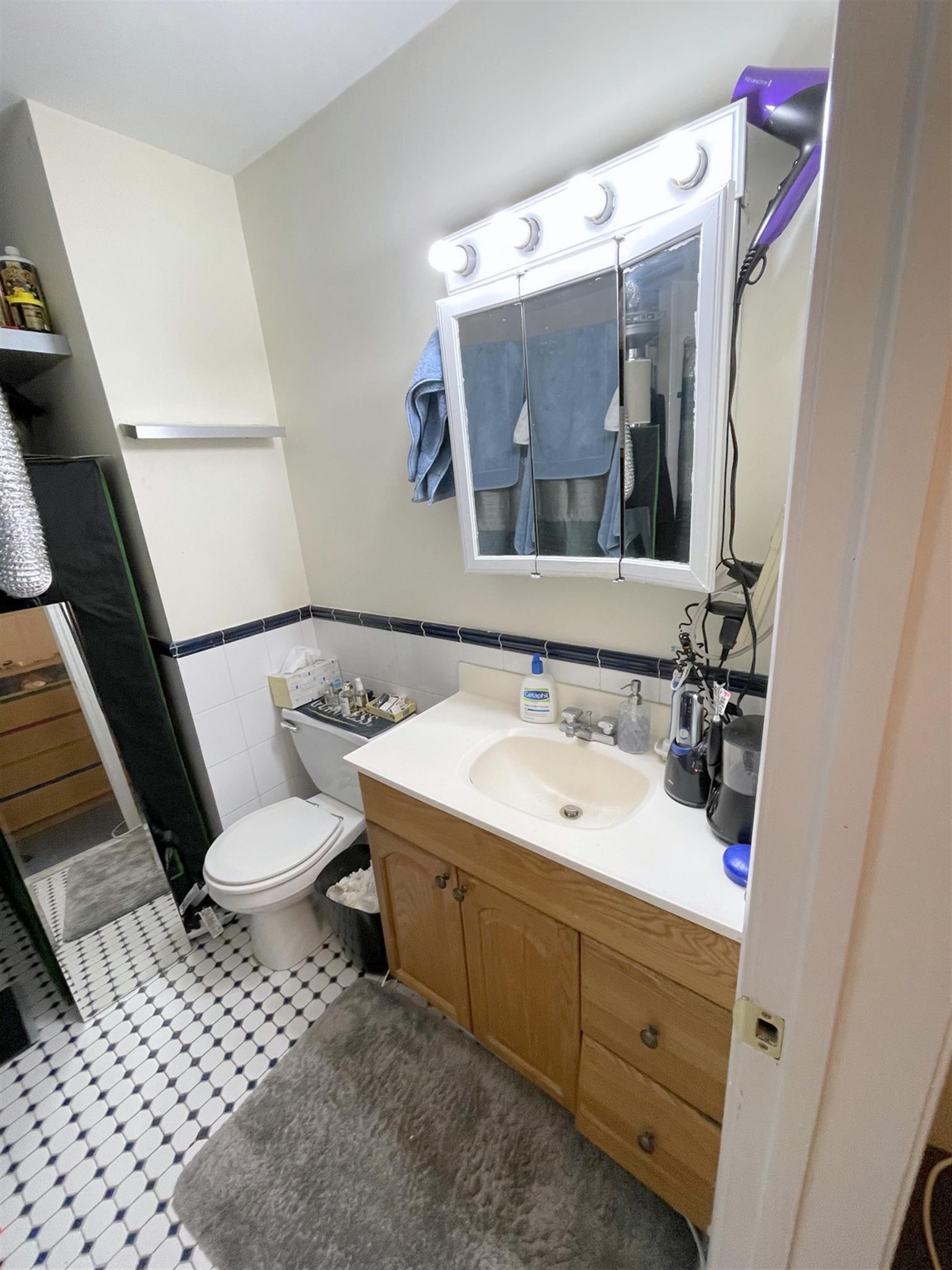 388 Somerville Ave, Union Square