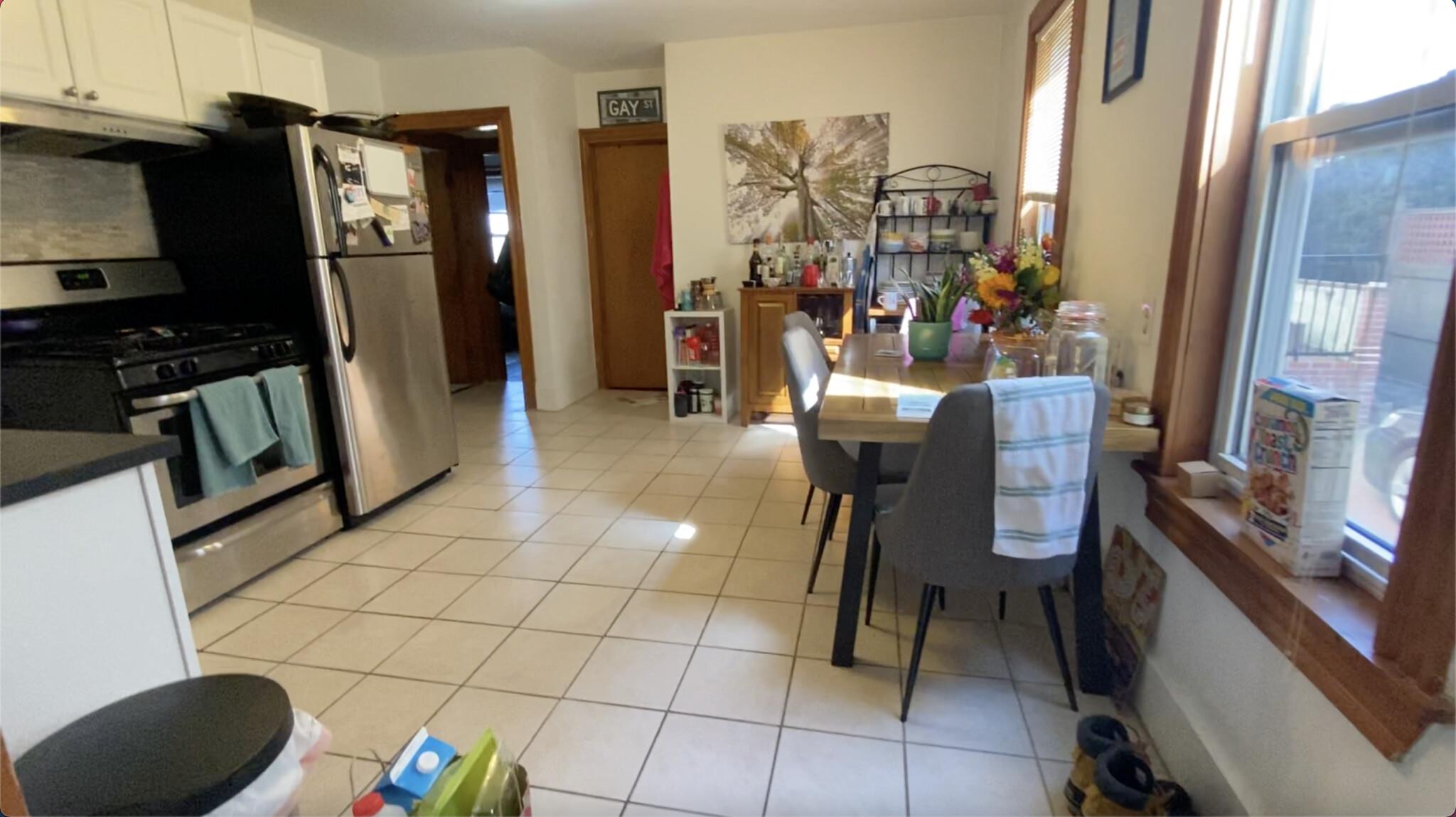 42 Jay St, Central Square