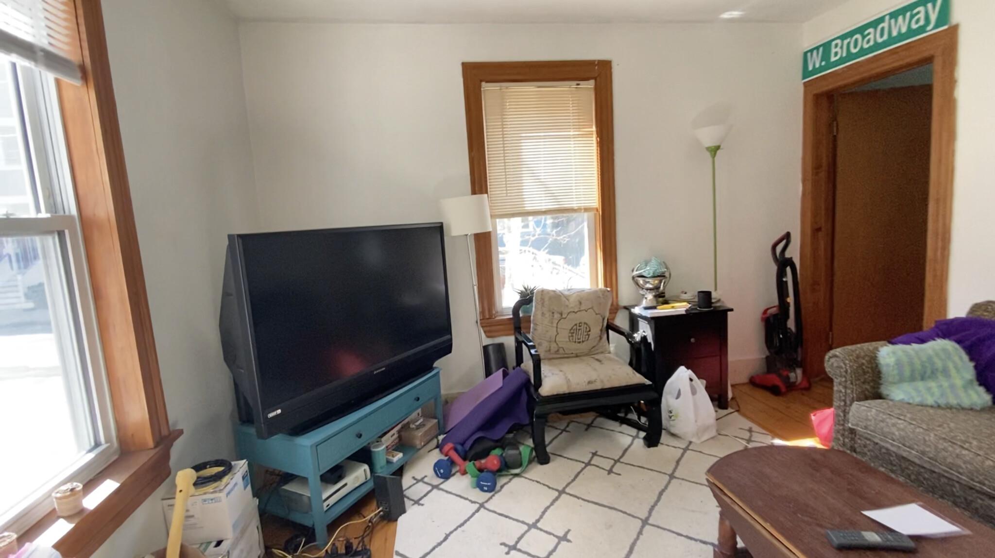 42 Jay St, Central Square