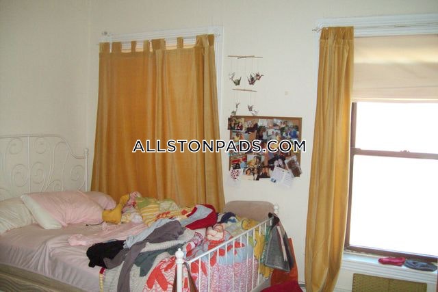 235.5 Harvard Ave, Allston