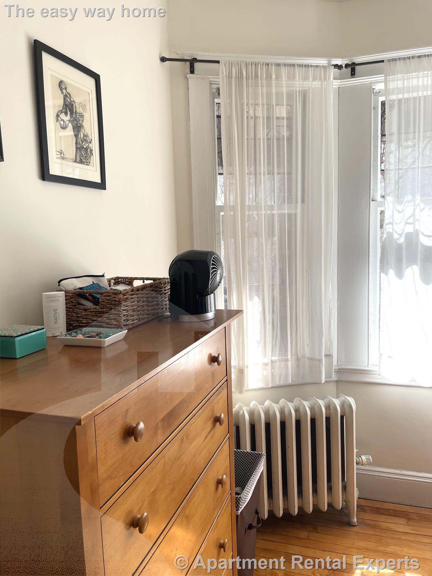 10 Dana, Harvard Square