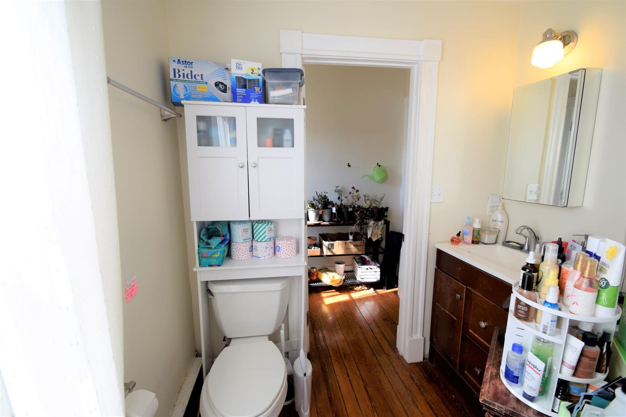 35 Faneuil St, Brighton