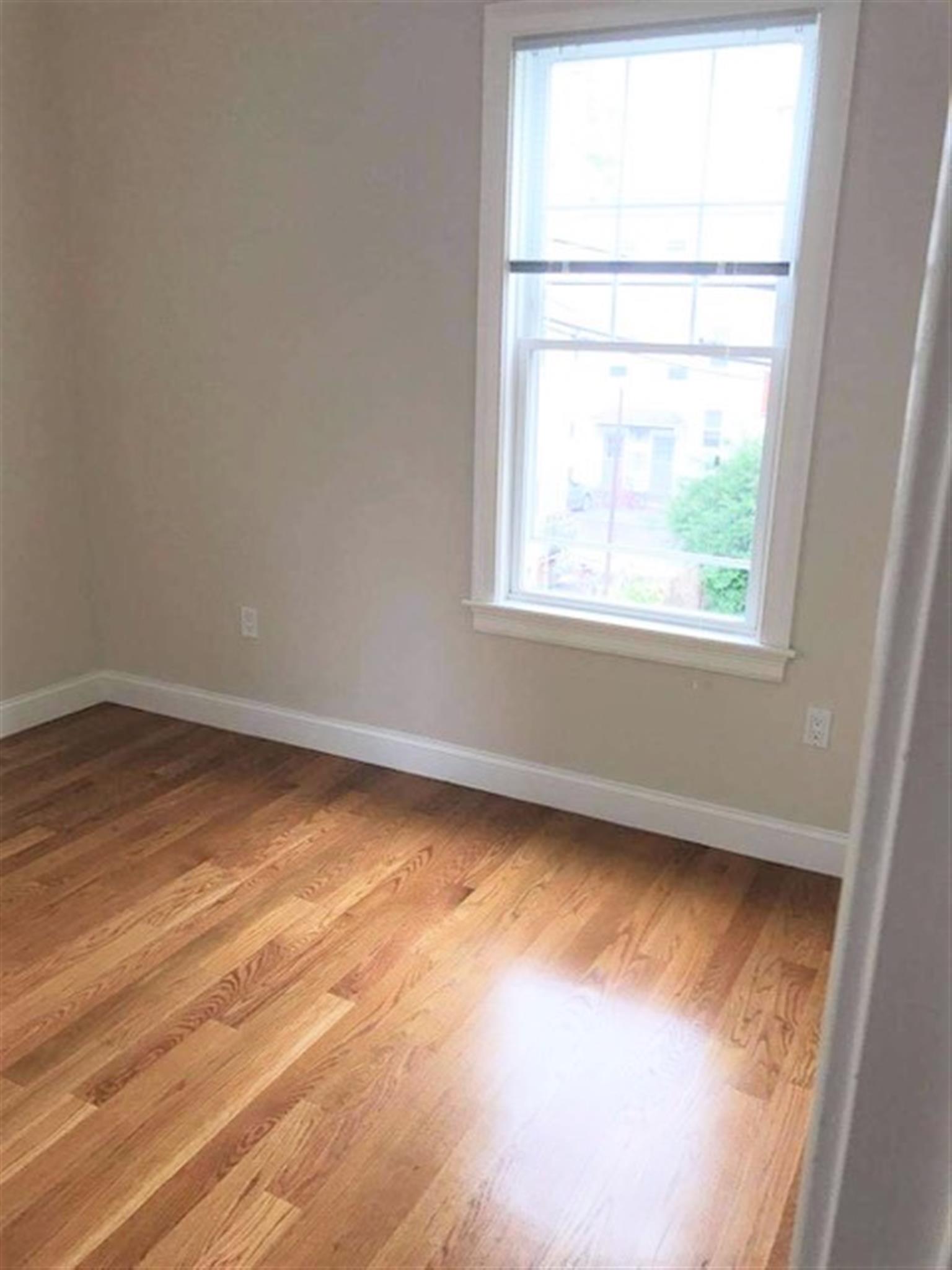 9 Marney St, Harvard Square