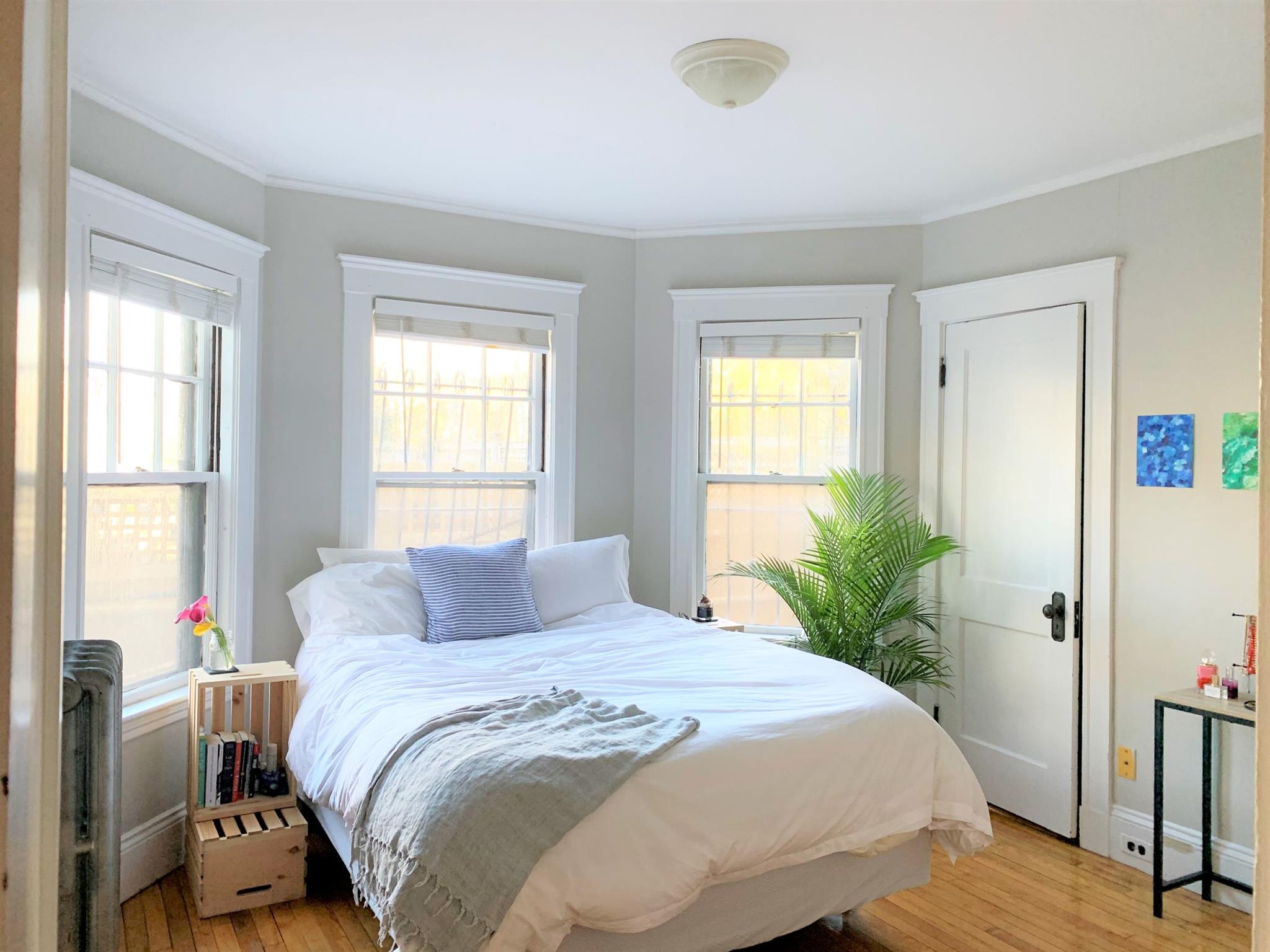 13 Story St, Harvard Square