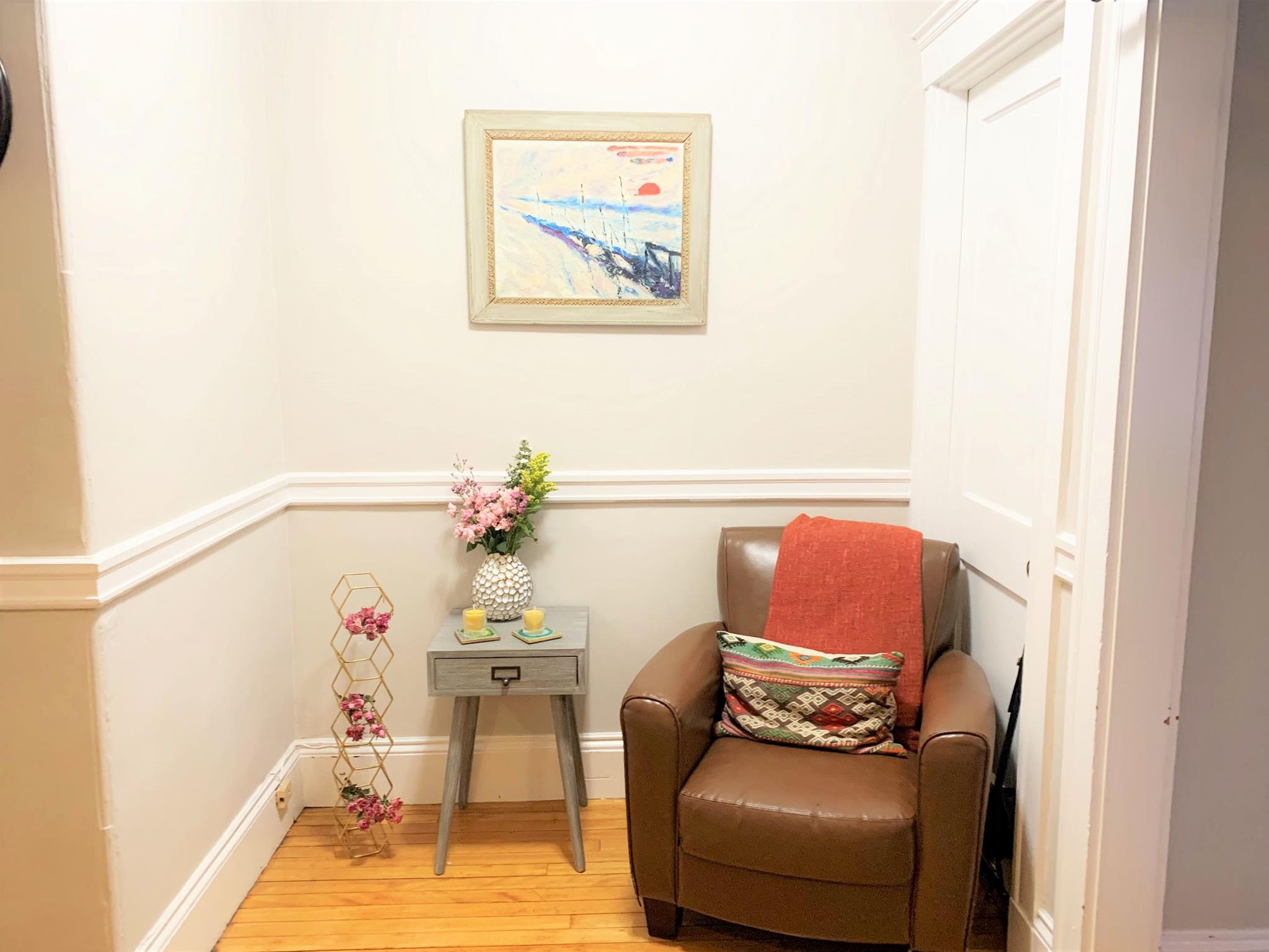 13 Story St, Harvard Square