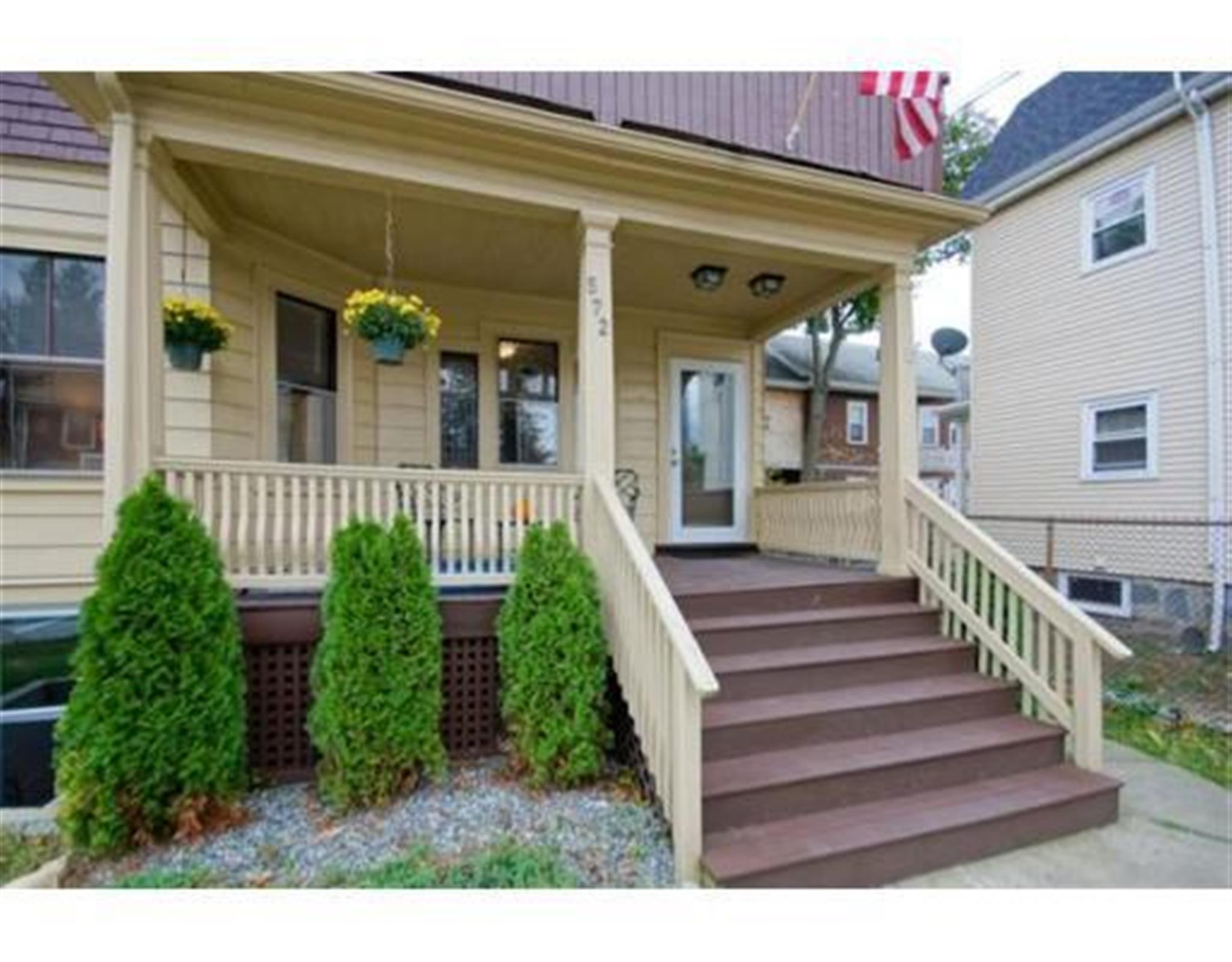 572 High St, Medford