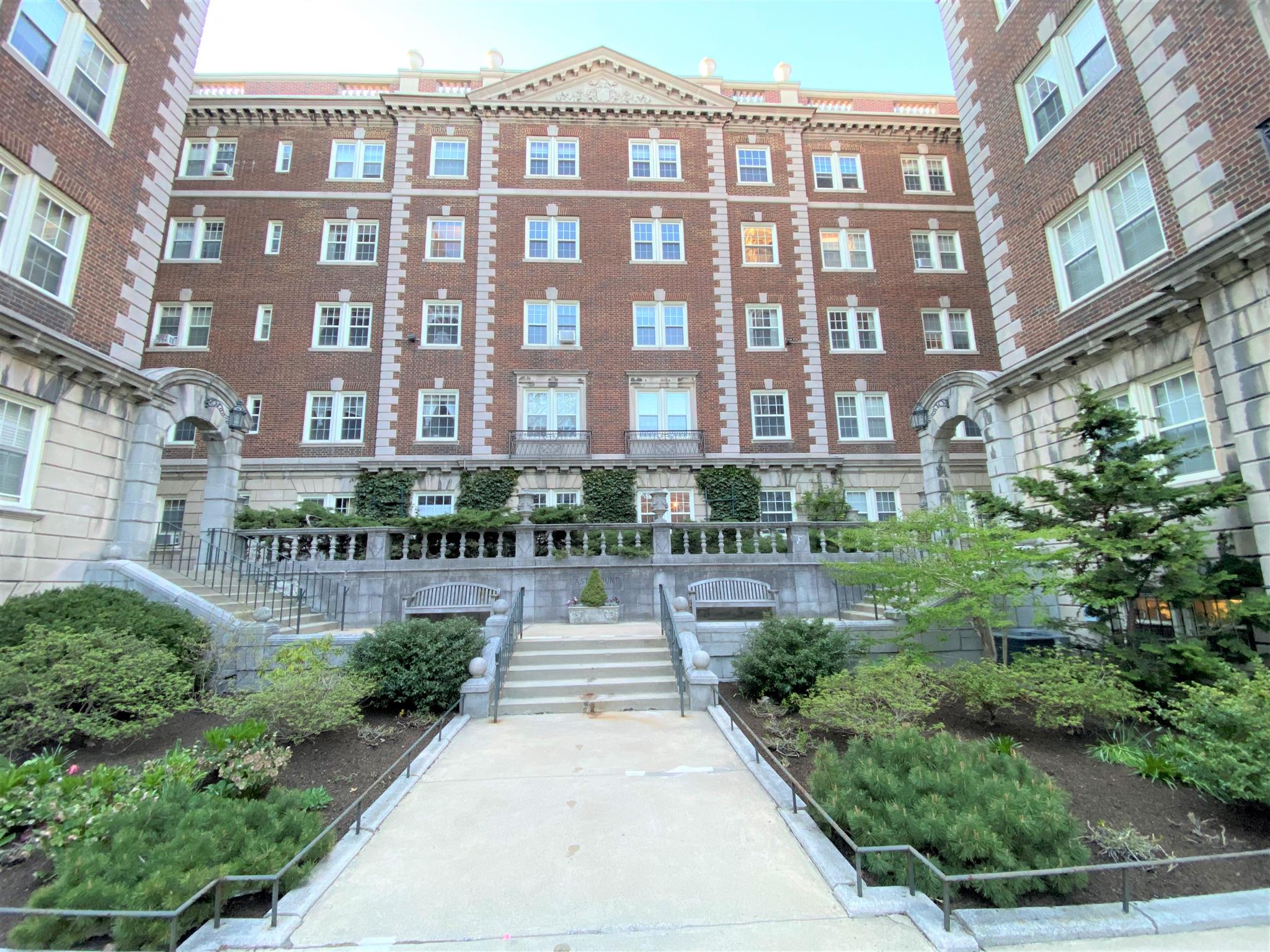 3 Arlington St, Porter Square