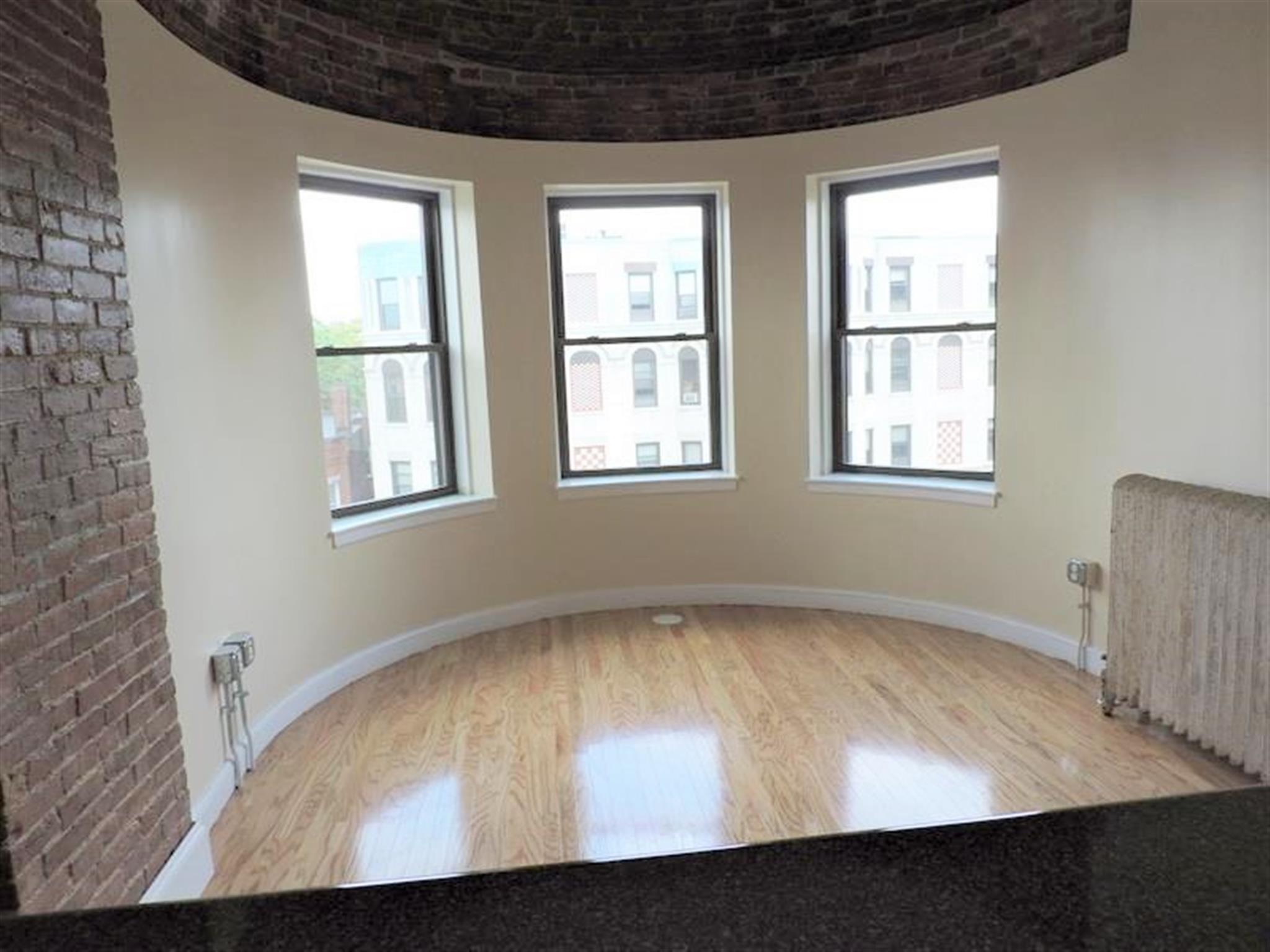 888 Massachusetts Ave, Central Square